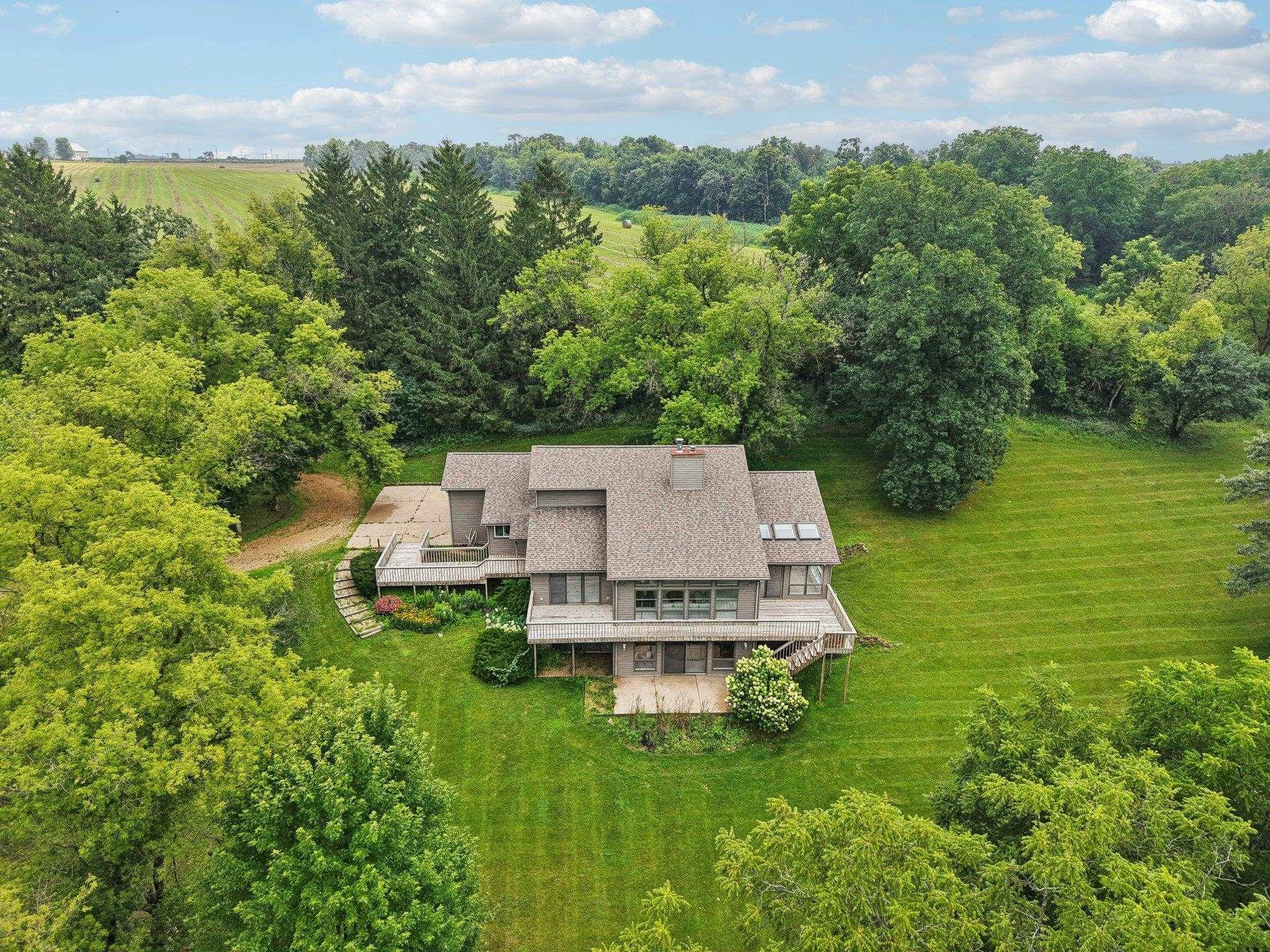 Mount Horeb, WI 53572,2550 County Road E