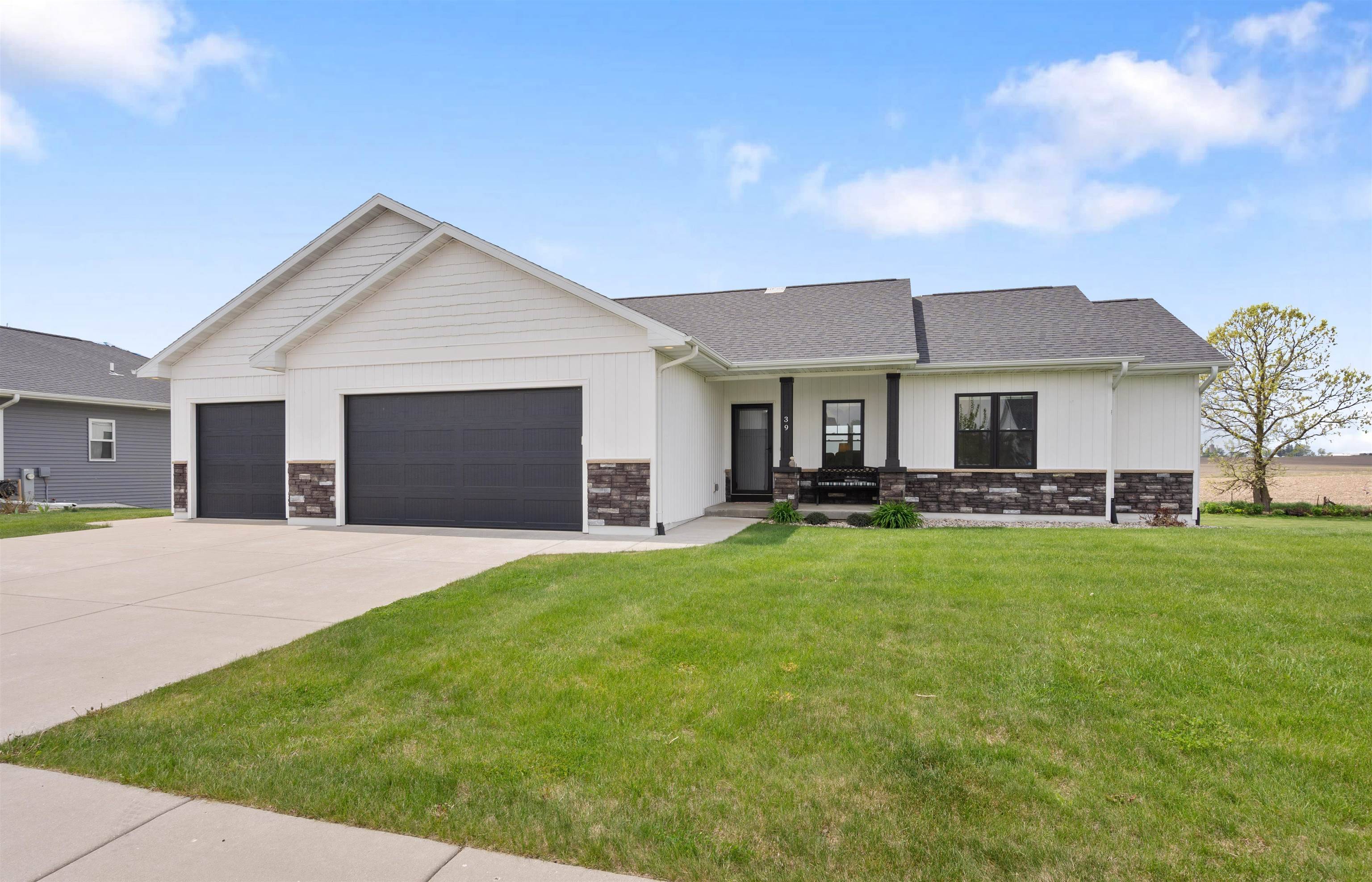 Evansville, WI 53536,39 N Windmill Ridge Road