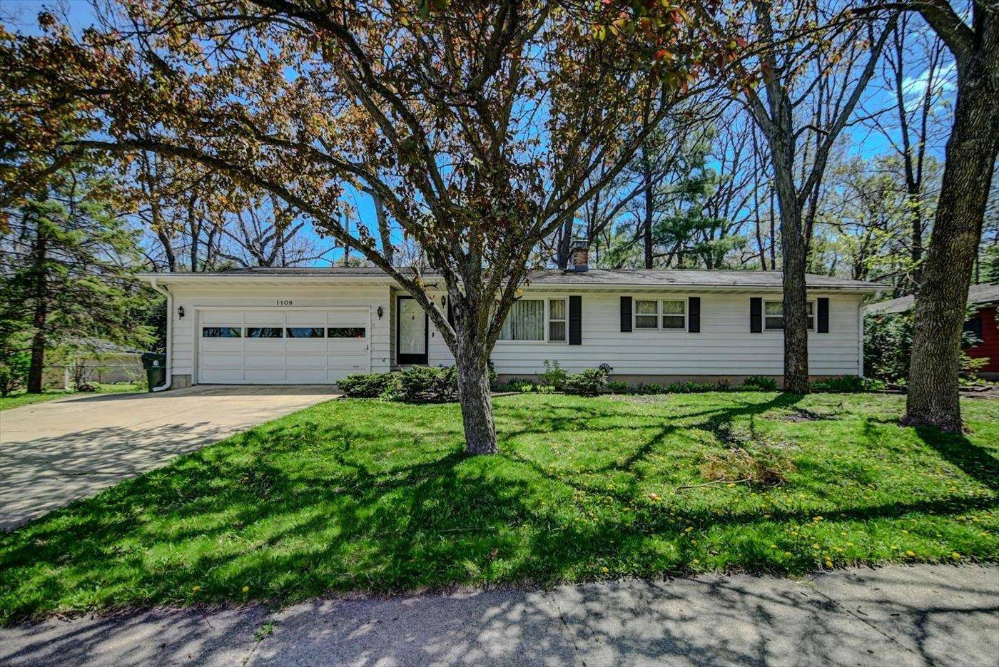 Madison, WI 53711,1109 S Whitney Way