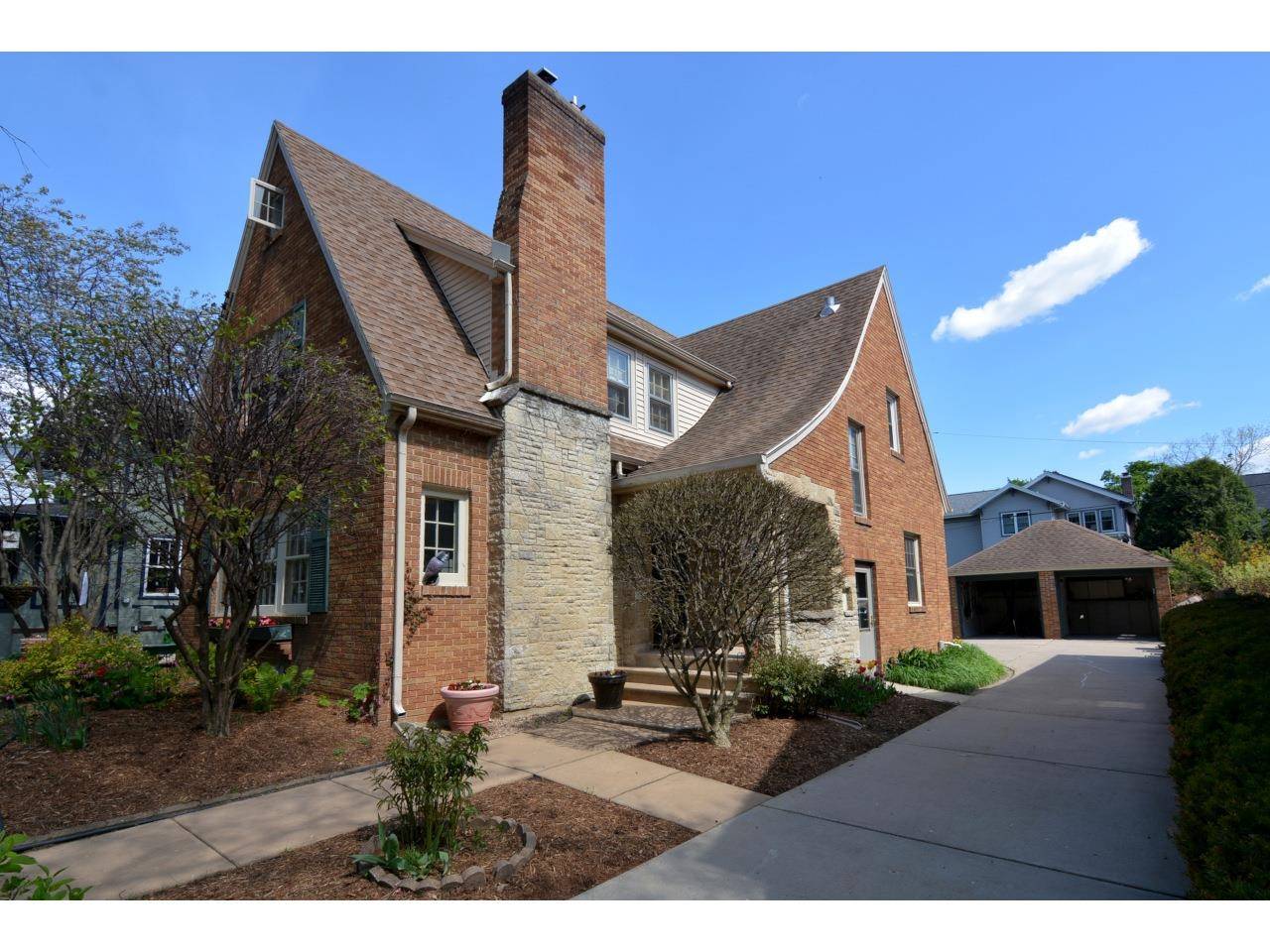 Madison, WI 53711,2229 Fox Avenue
