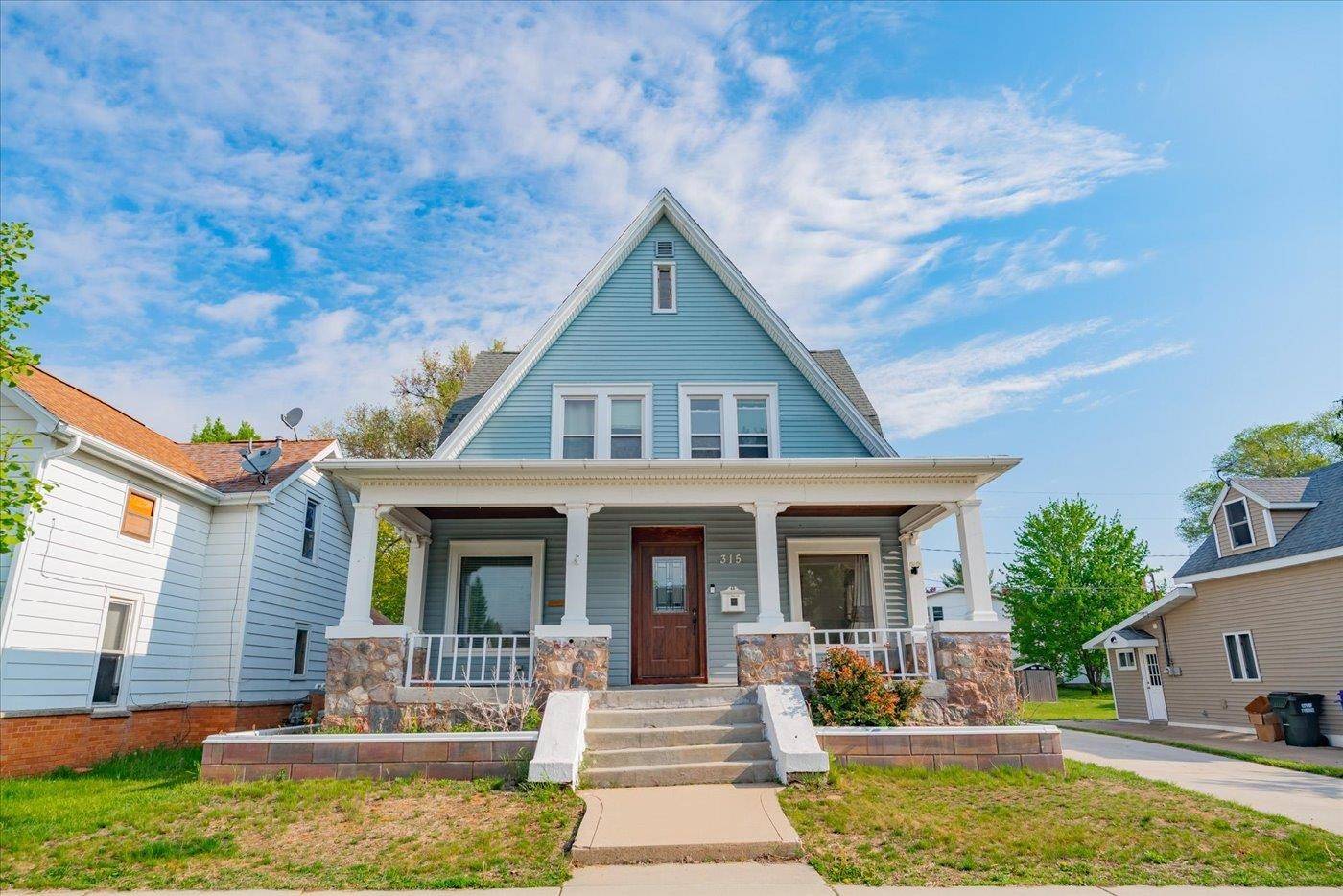 Portage, WI 53901,315 W Marion Street