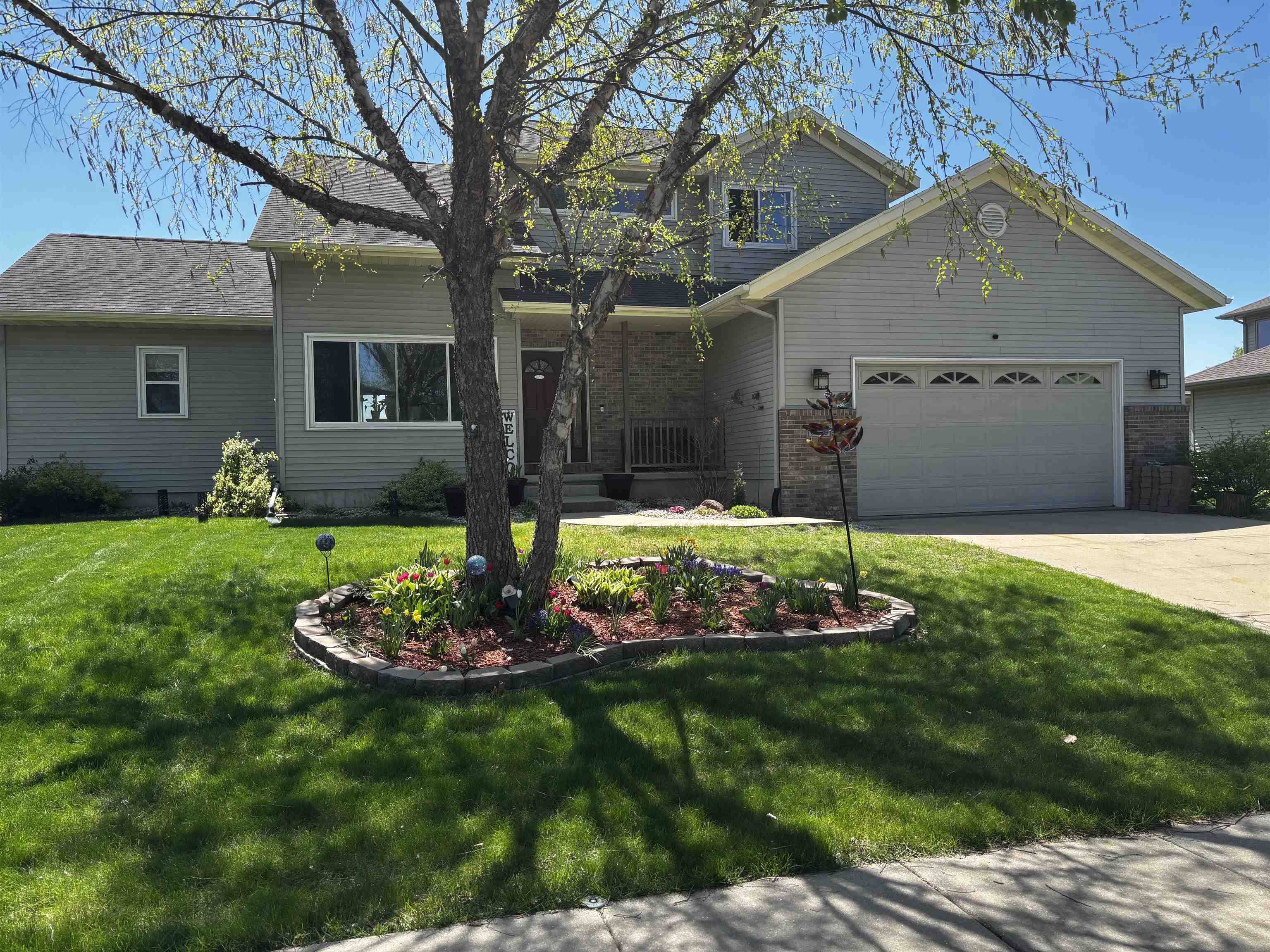 Mcfarland, WI 53558,6023 Country Walk