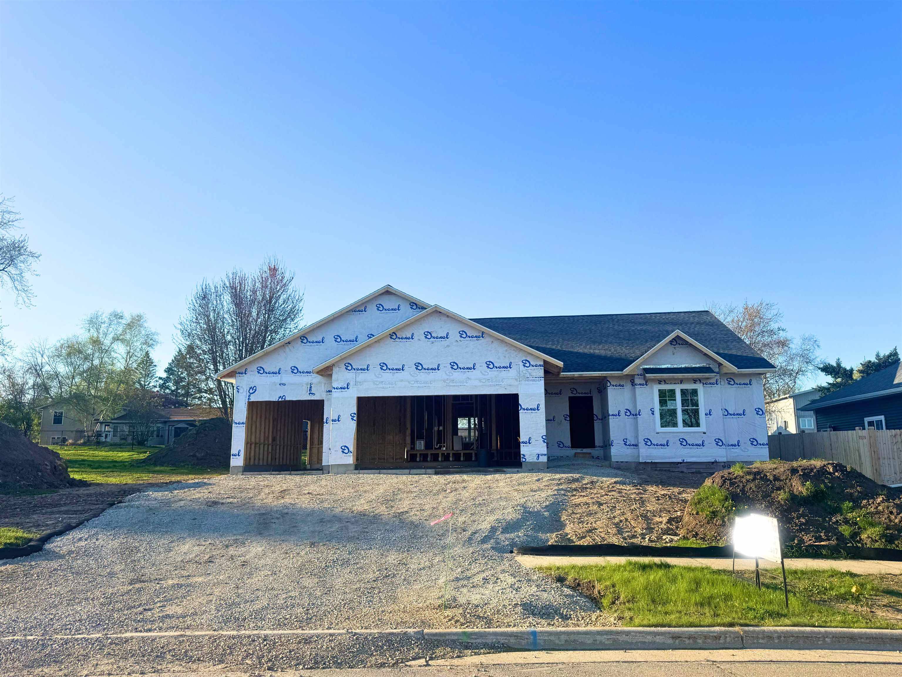 Ripon, WI 54971,328 Village Lane