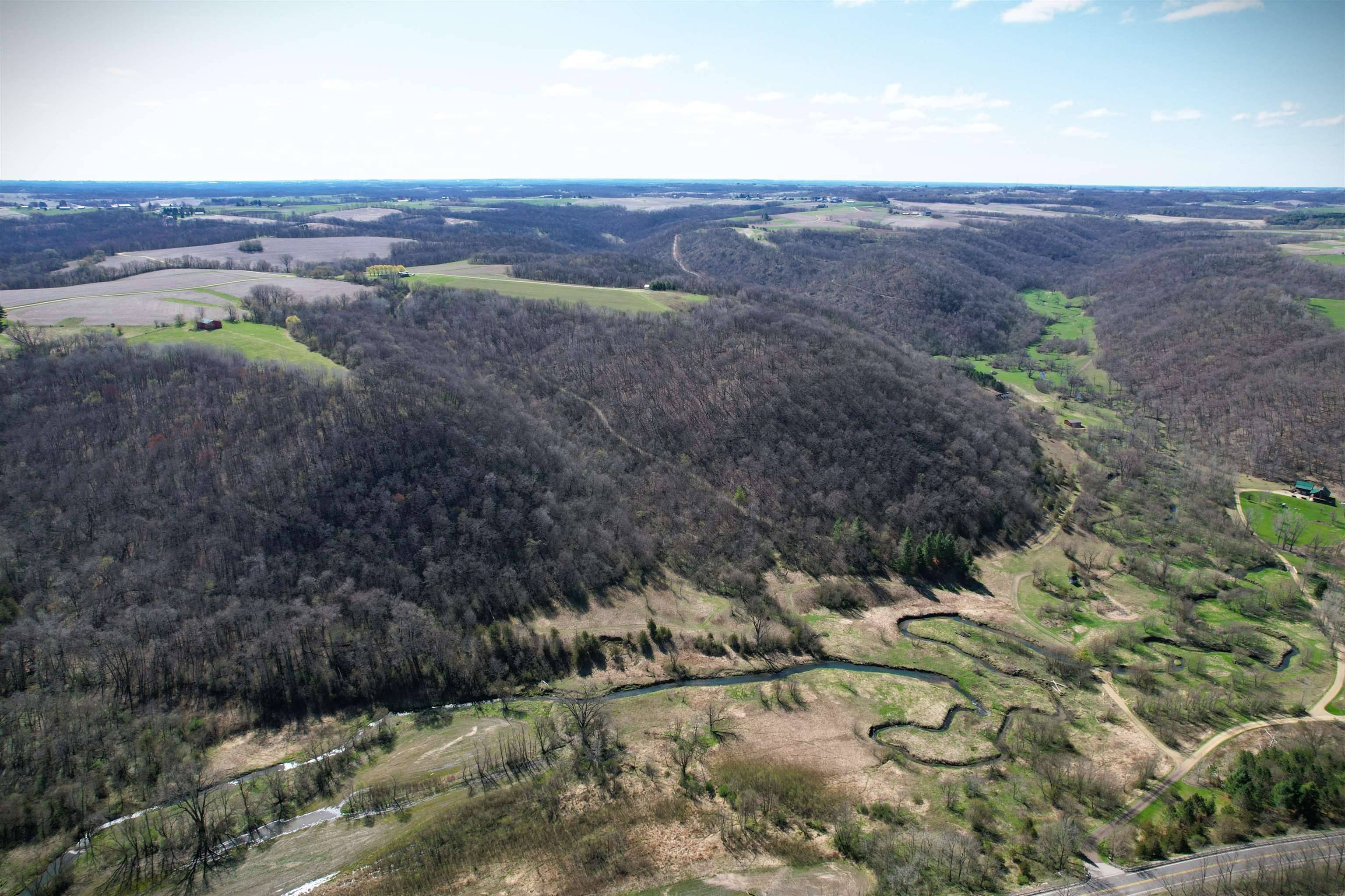 Gays Mills, WI 54631,71 +/- Acres Scenic View Road