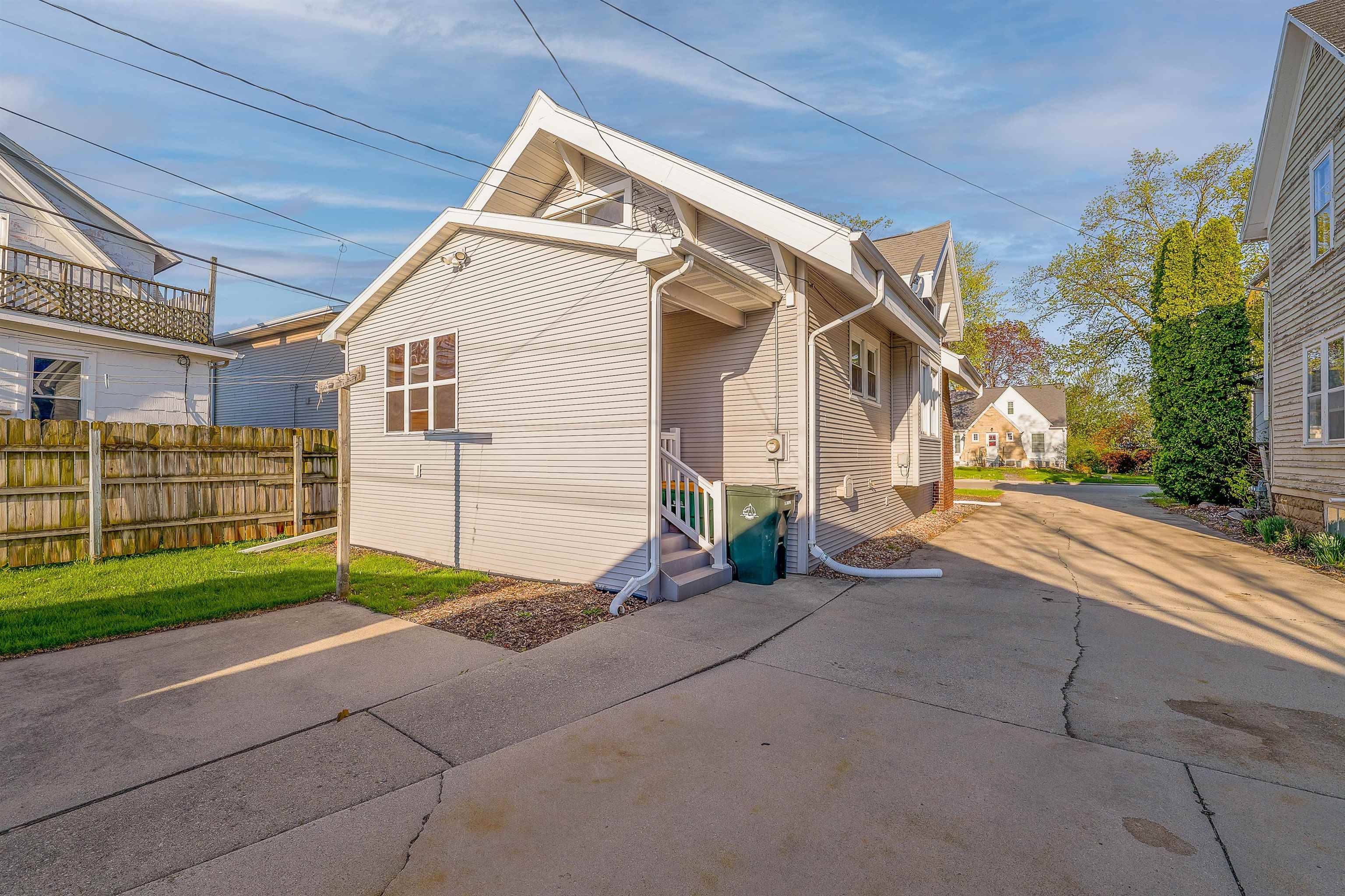 Fond Du Lac, WI 54935,439 Linden Street