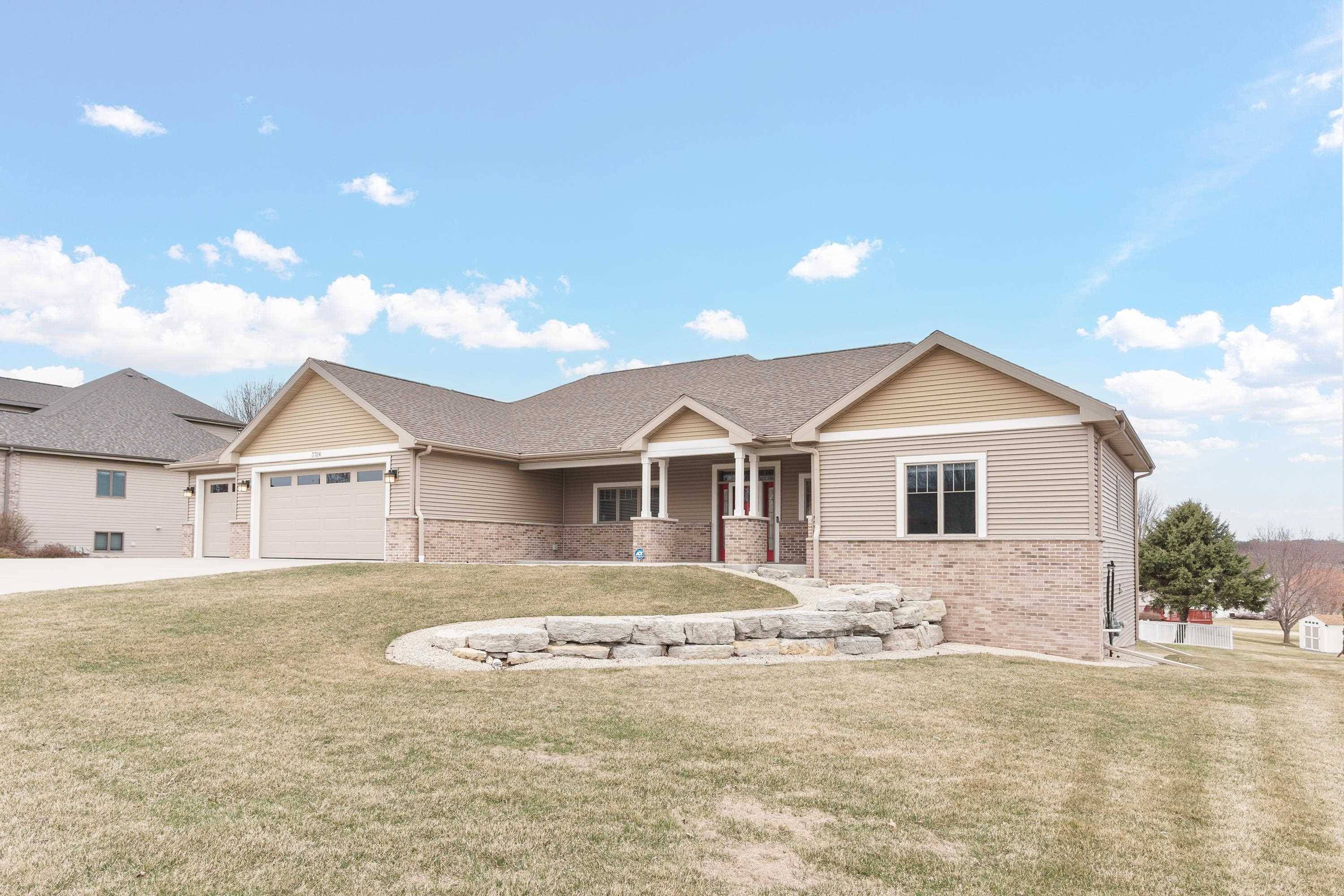 Janesville, WI 53548,3724 Falcon Ridge Drive
