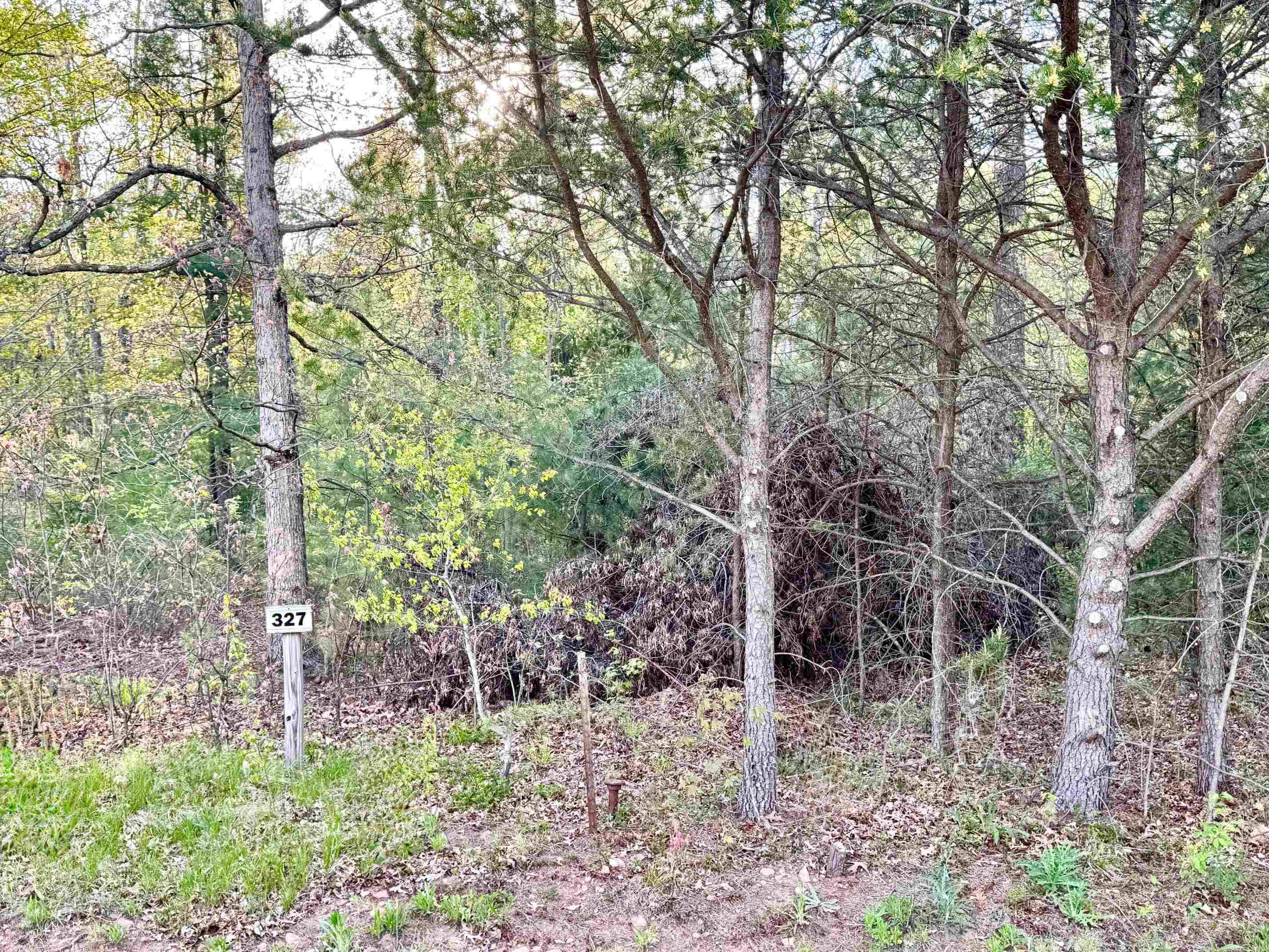 Wisconsin Dells, WI 53965,327 Oakbrook Drive