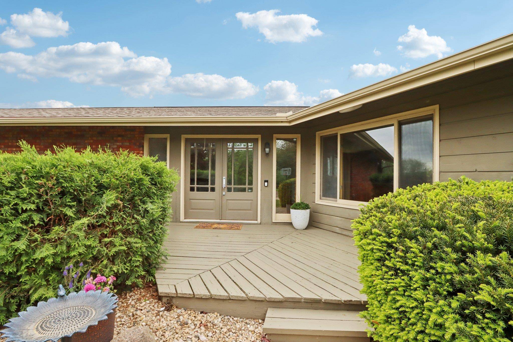 Oregon, WI 53575,6238 Knollwood Drive
