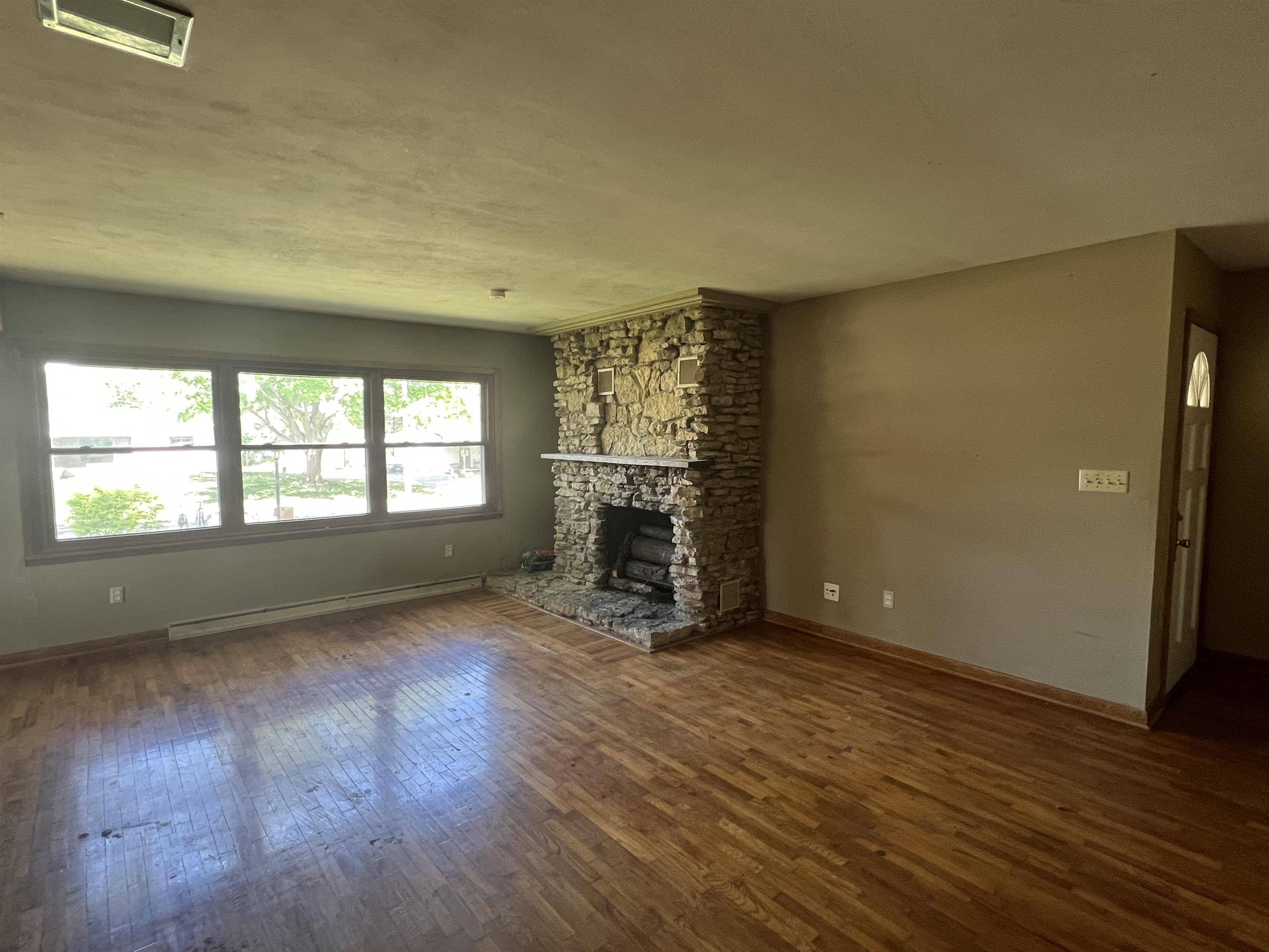 Orfordville, WI 53576-8734,305 Gifford Street
