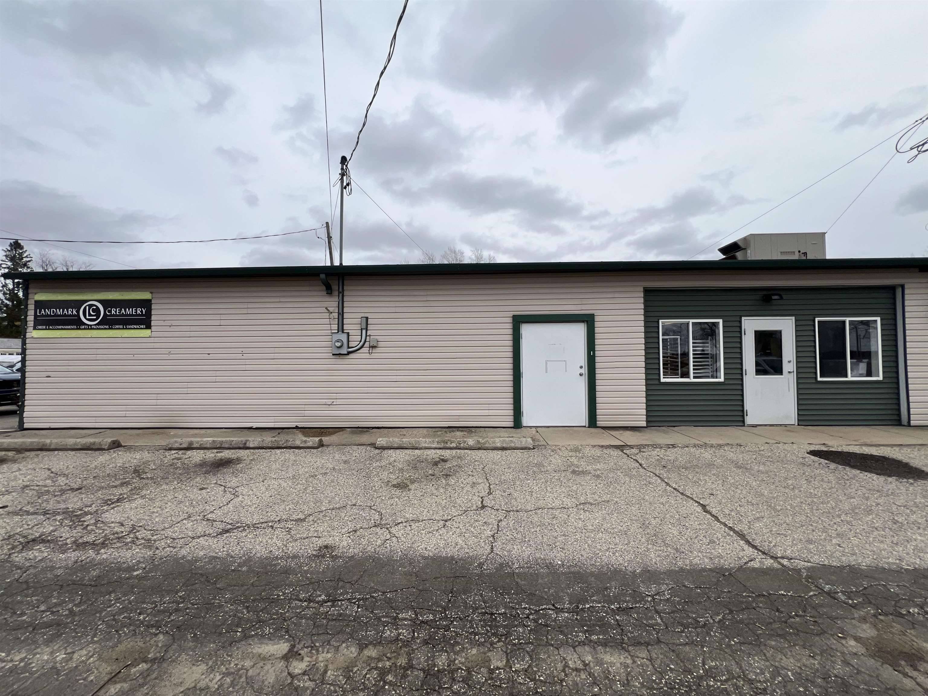 Belleville, WI 53508-9787,6895 Paoli Road
