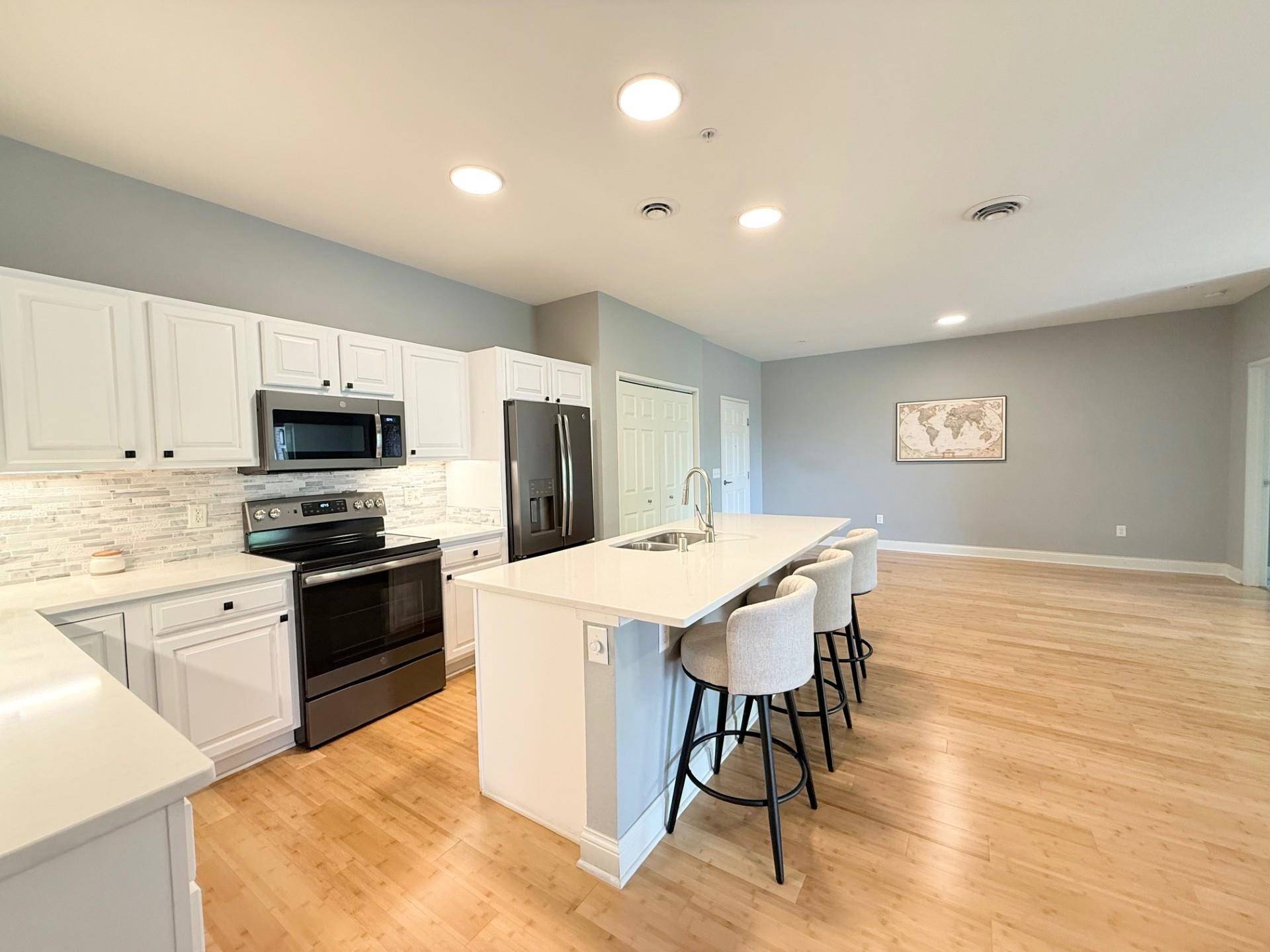 Sun Prairie, WI 53590,955 Liberty Boulevard #203
