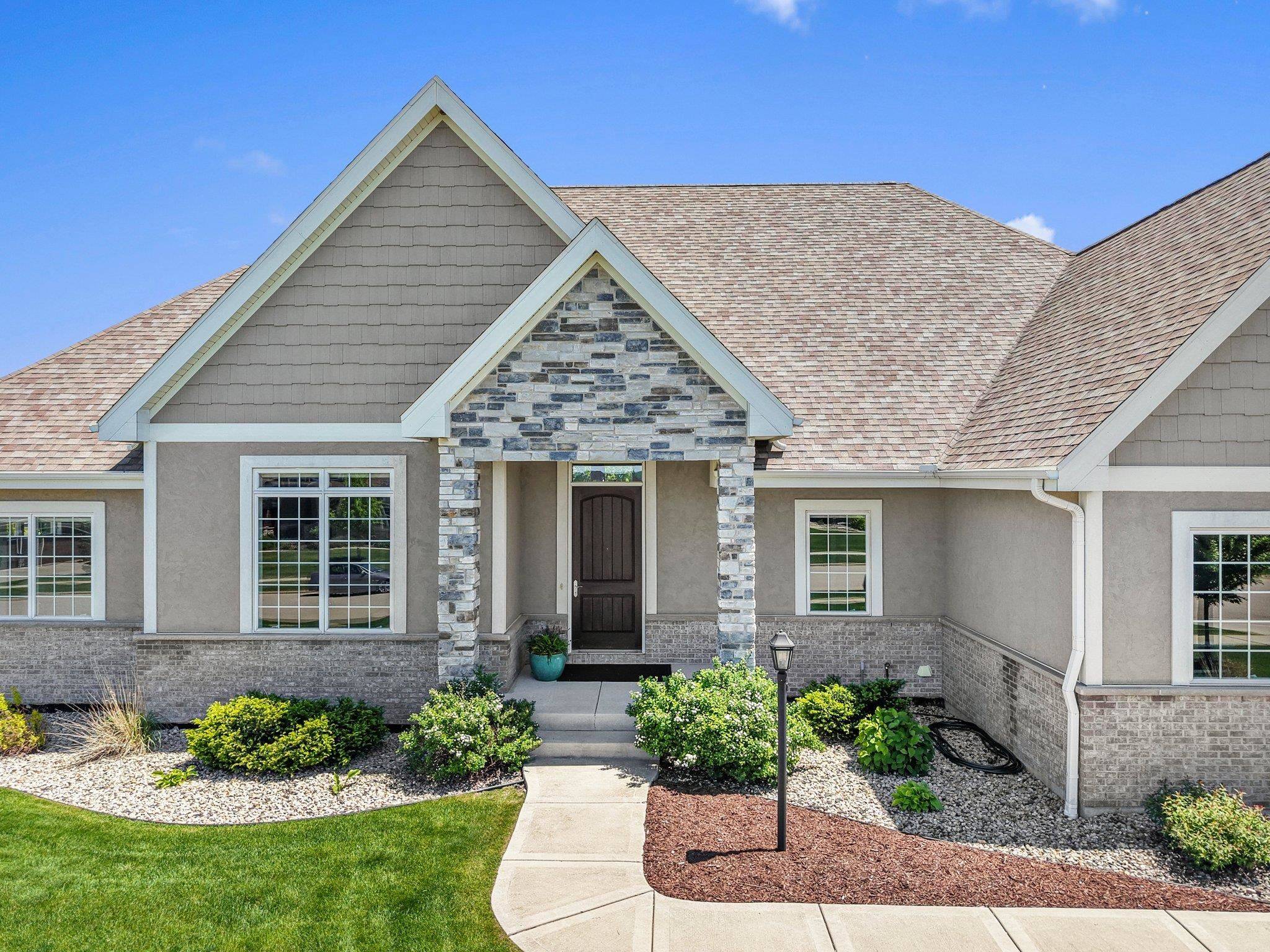 Oregon, WI 53575,971 Carnoustie Way