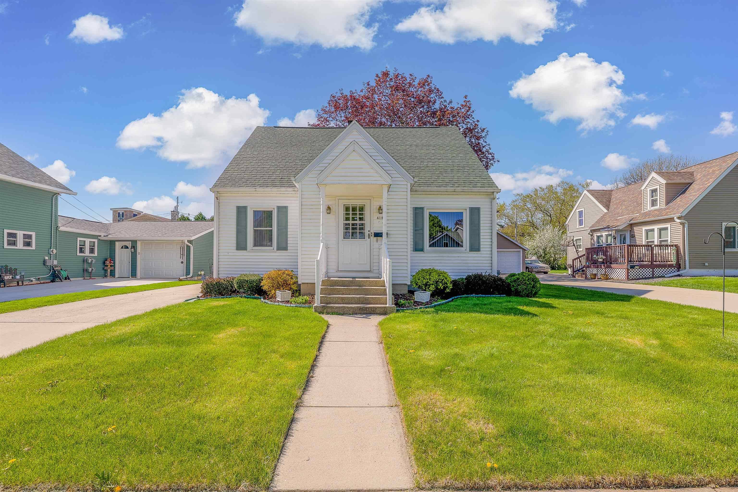 Waupun, WI 53963-1823,419 W Jefferson Street