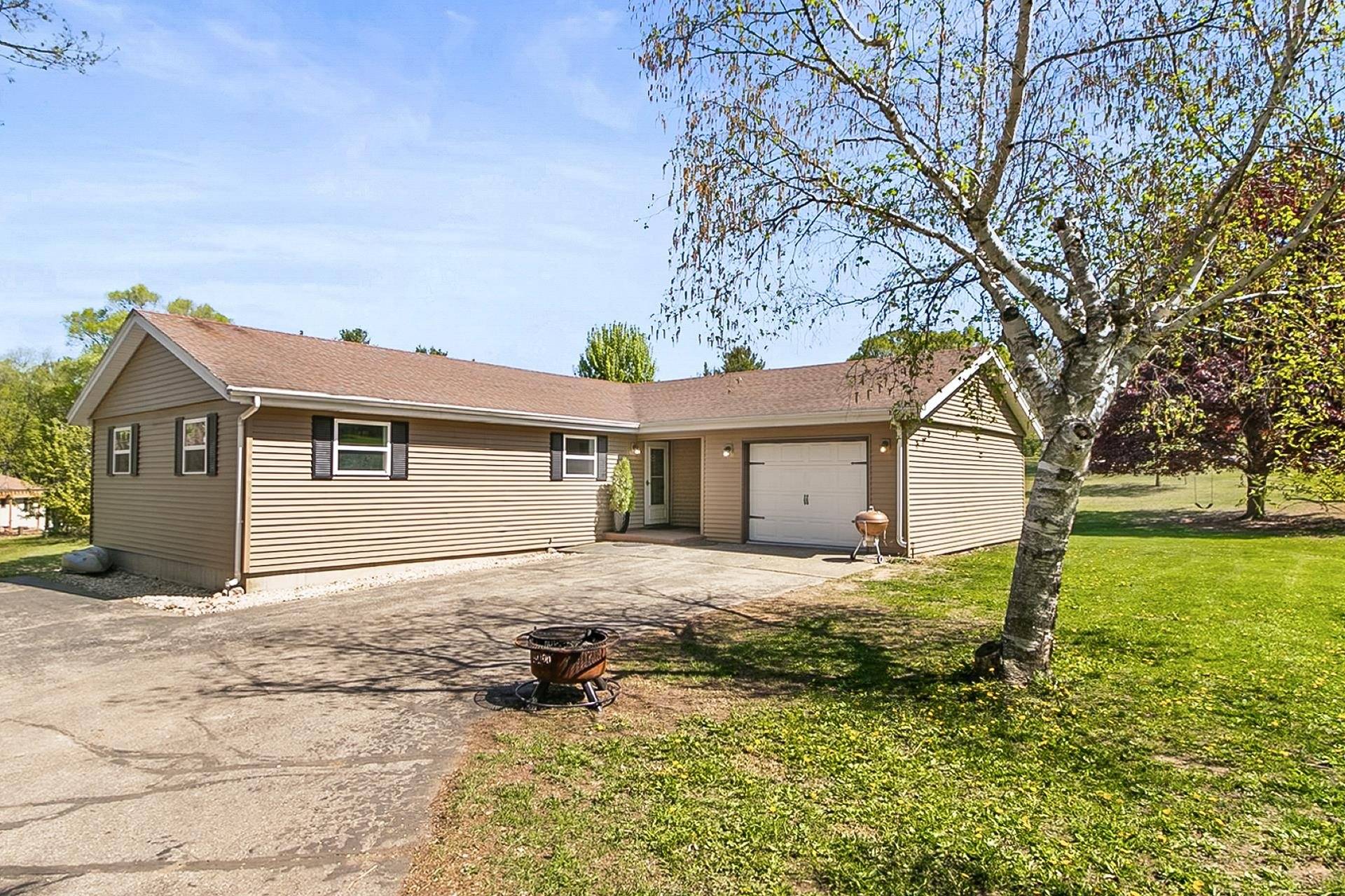 Pardeeville, WI 53954,N7233 Circle Drive