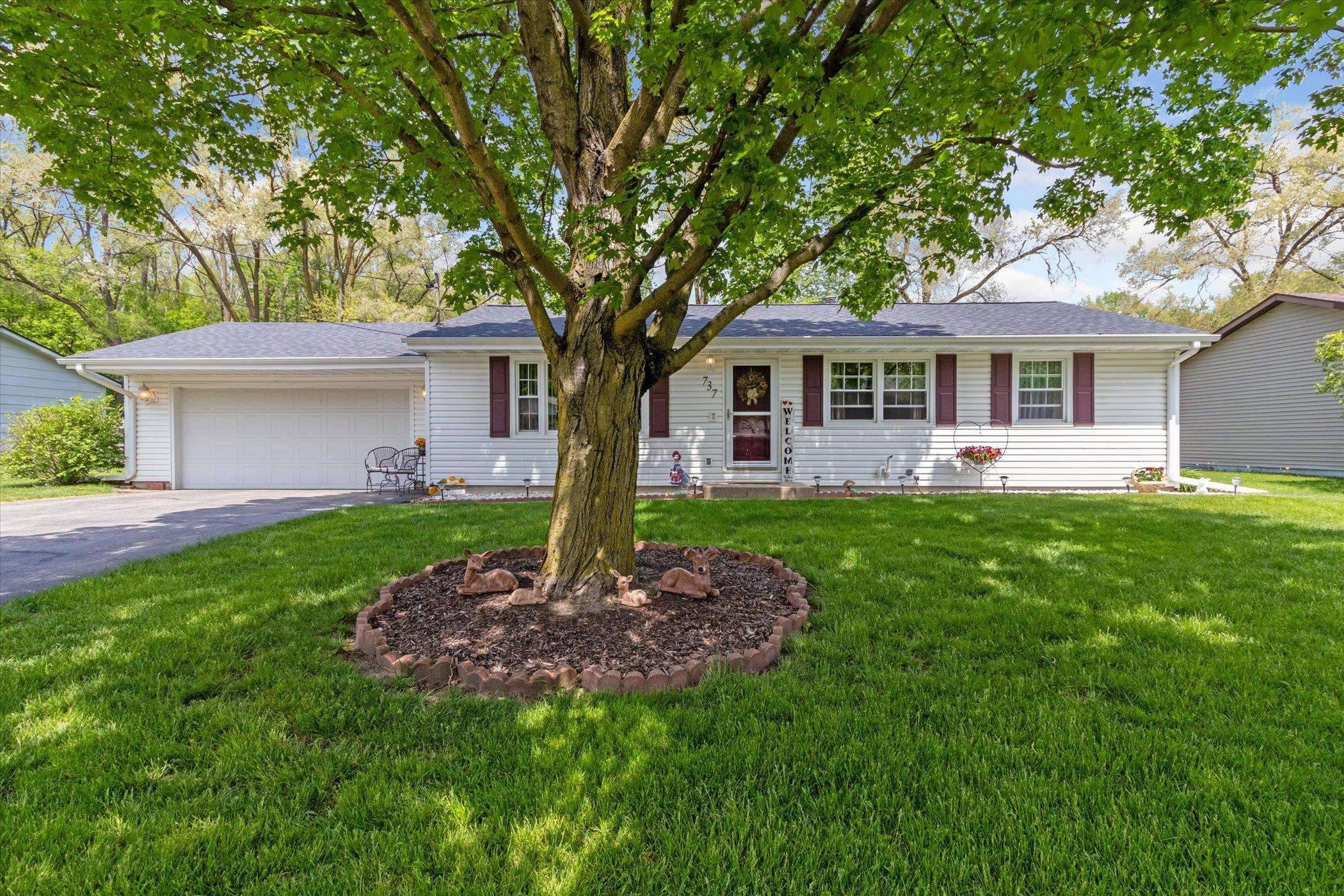 Beloit, WI 53511-2059,737 Jeannie Lane