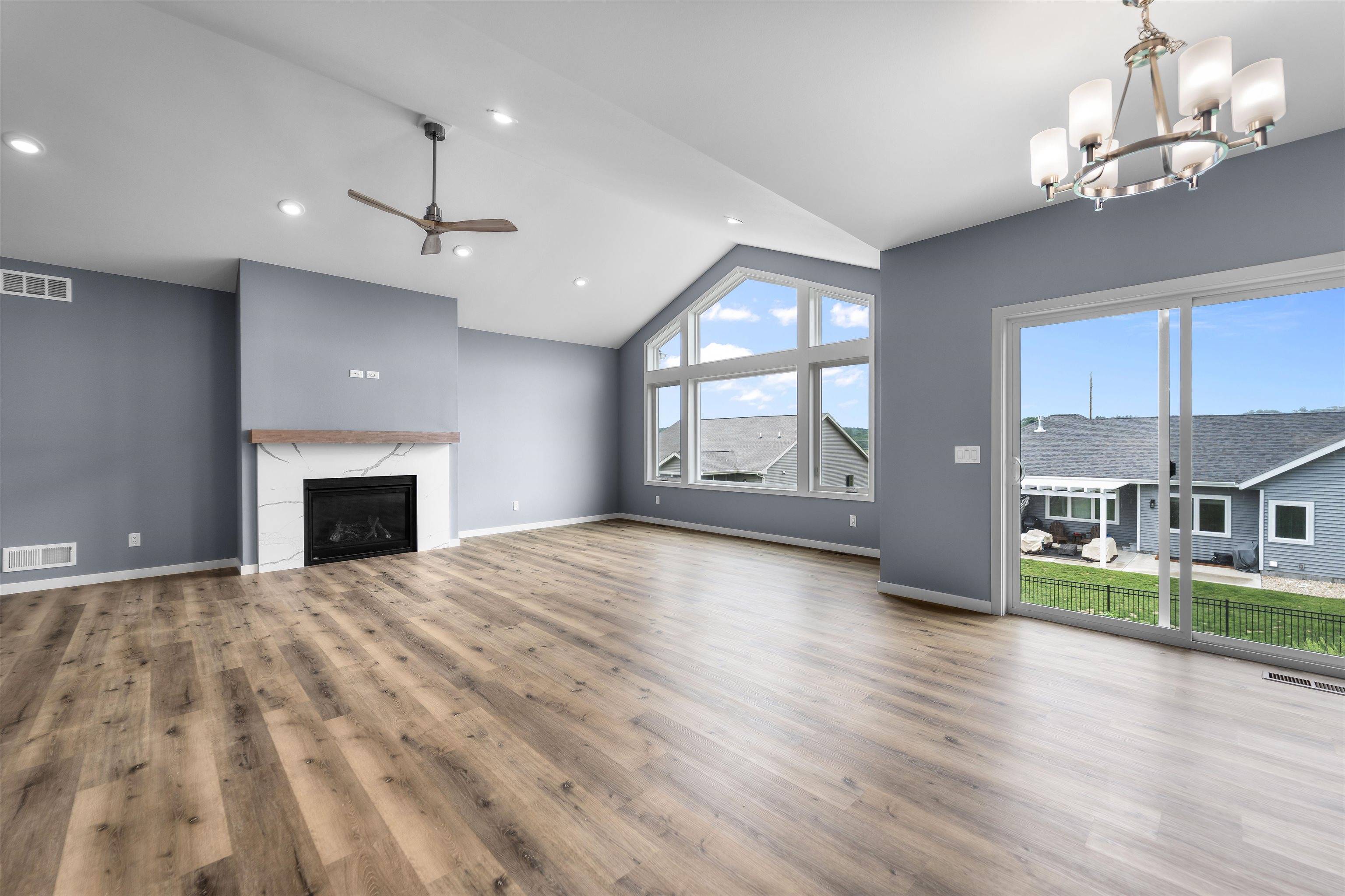 Cross Plains, WI 53528,1407 Ridgetrail Drive