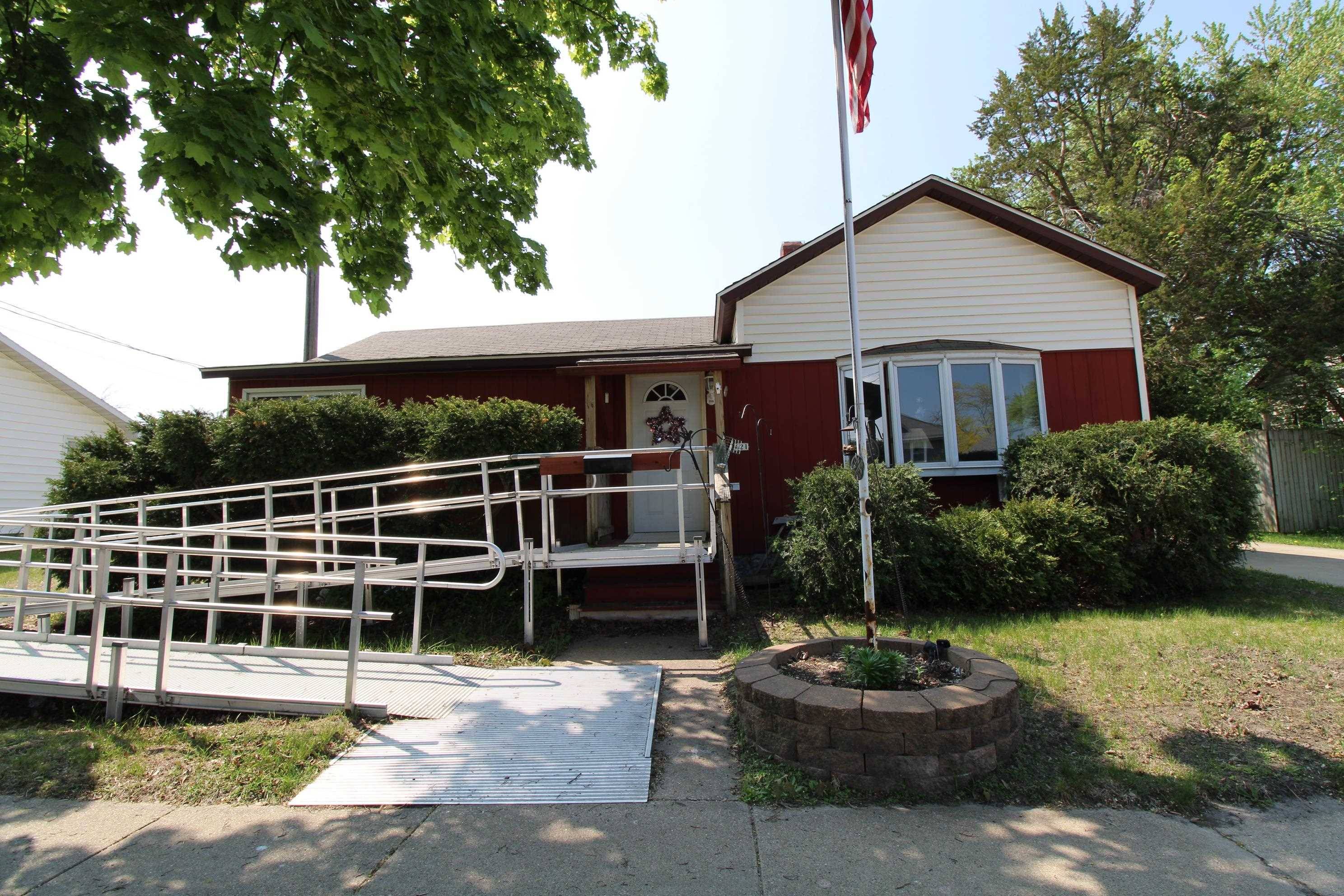 New Lisbon, WI 53950,421 W Bridge Street