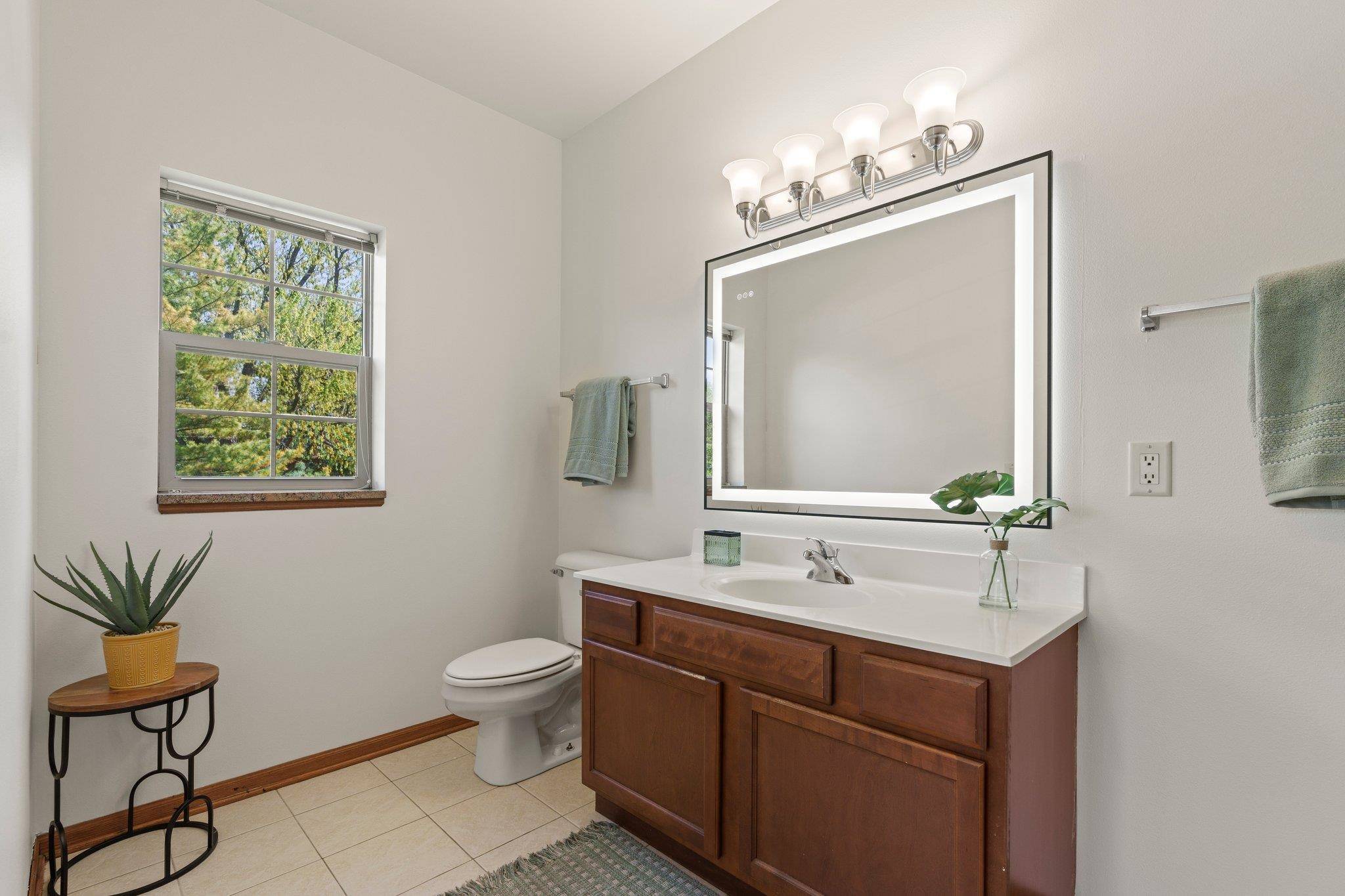 Madison, WI 53713,1517 Martin Street #5