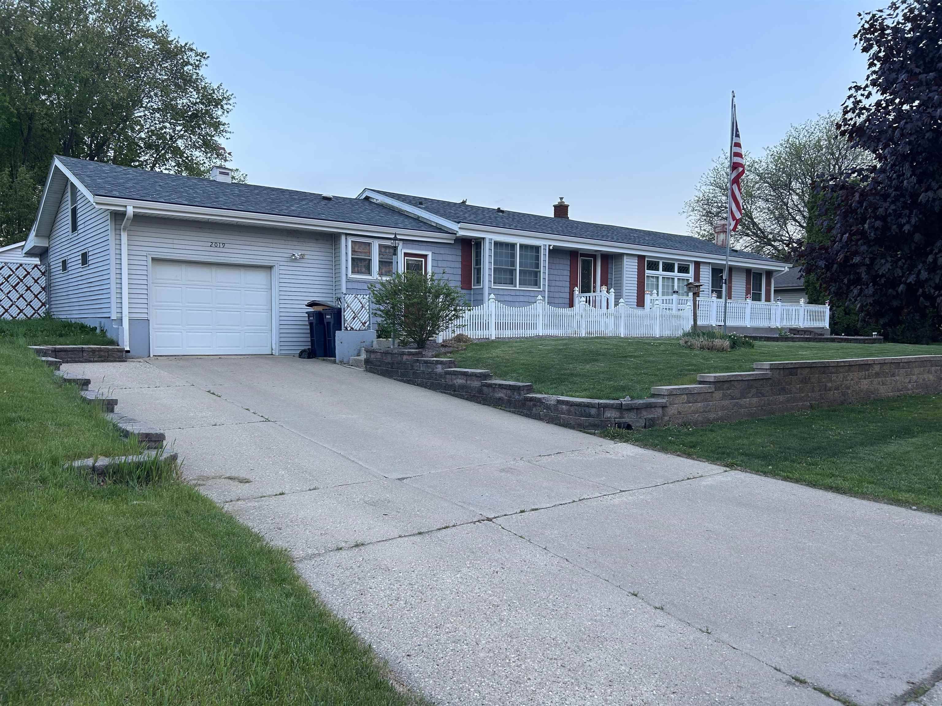 Janesville, WI 53546,2019 River View Drive