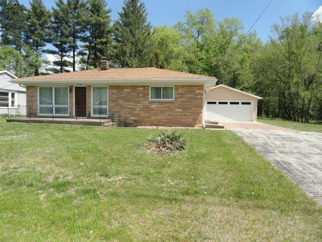 Montello, WI 53949,212 Douglas Ave