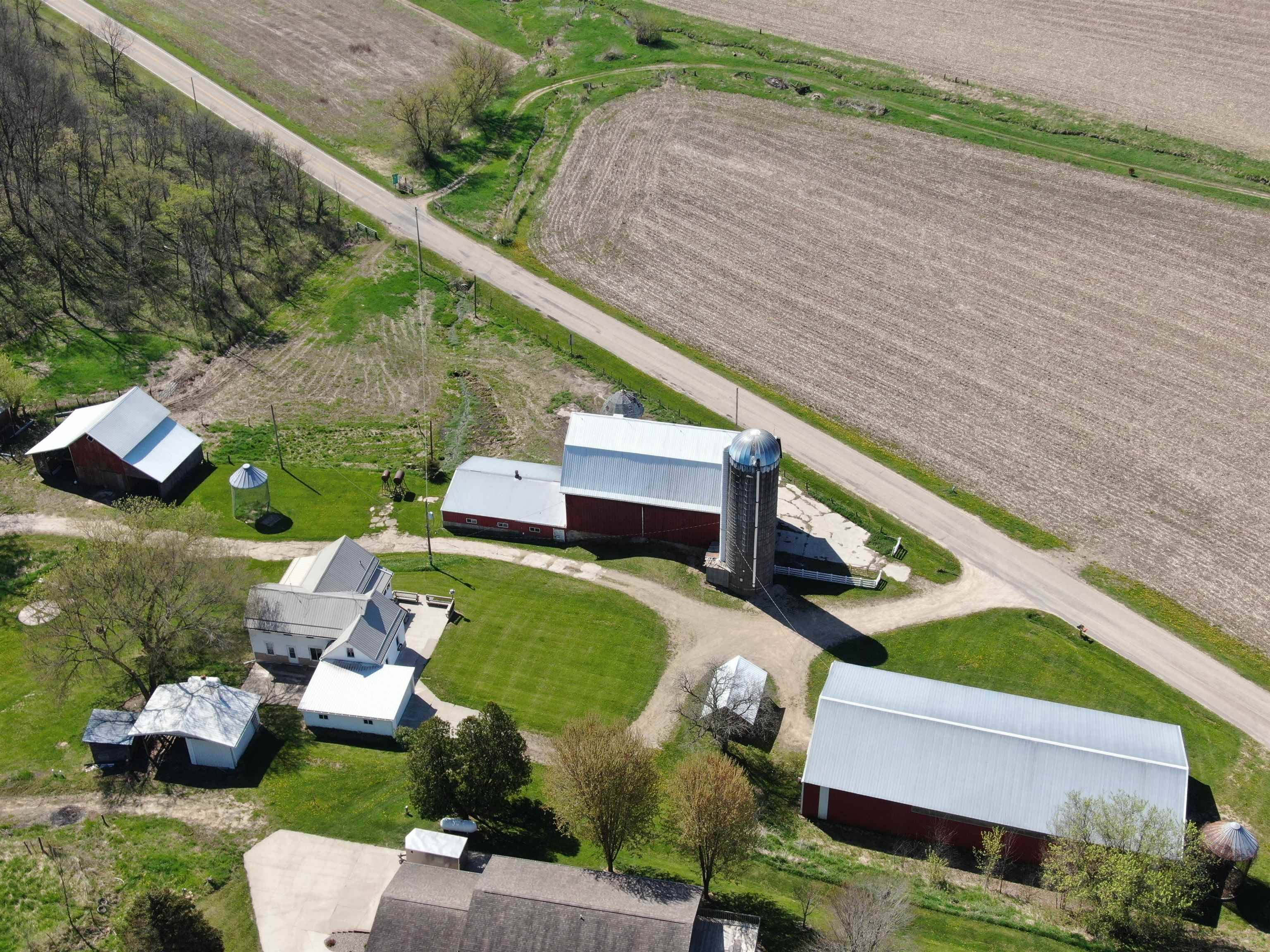 Hillpoint, WI 53937,33940 County Road N #L1