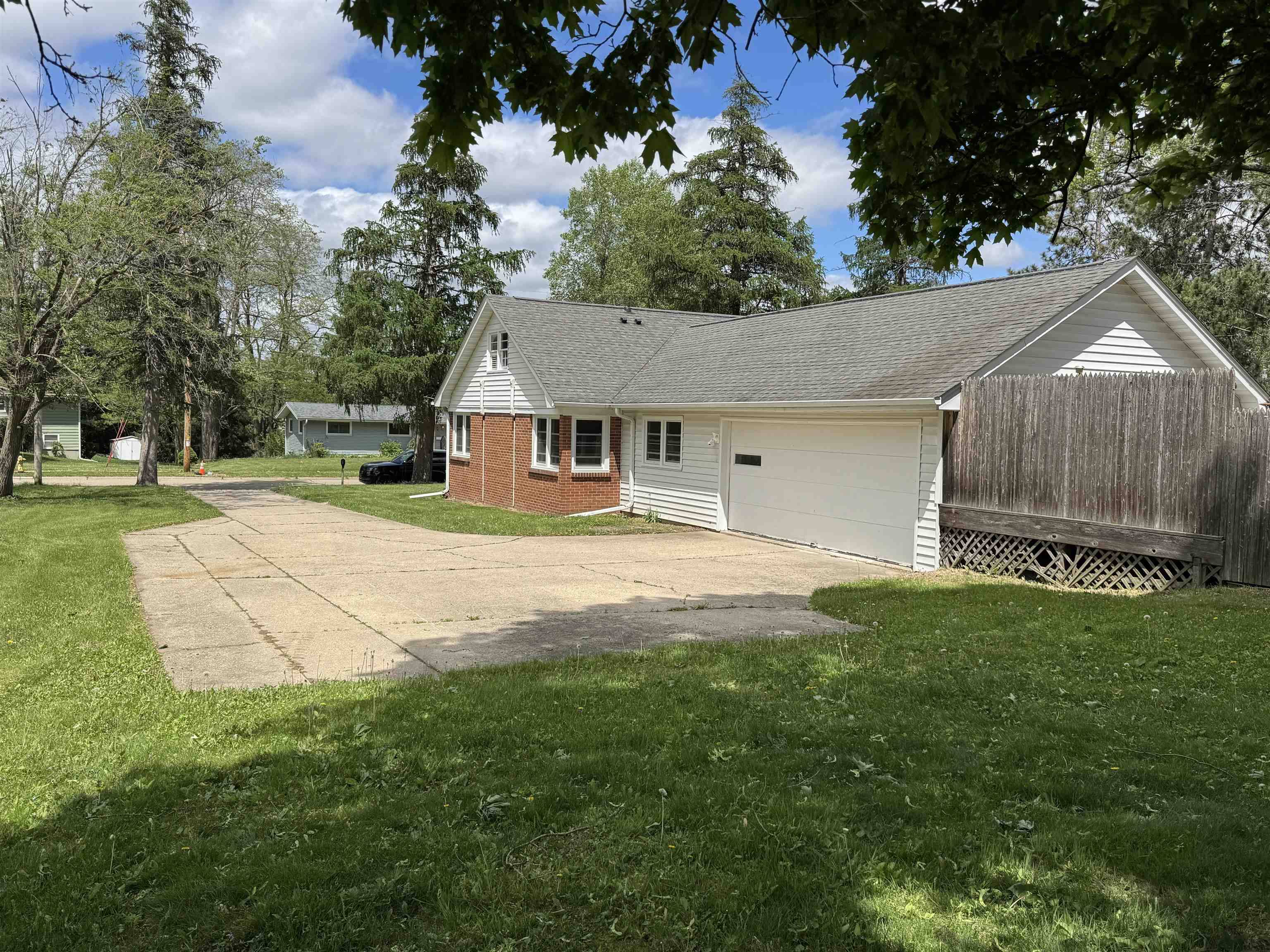Milton, WI 53563,217 Larch Lane