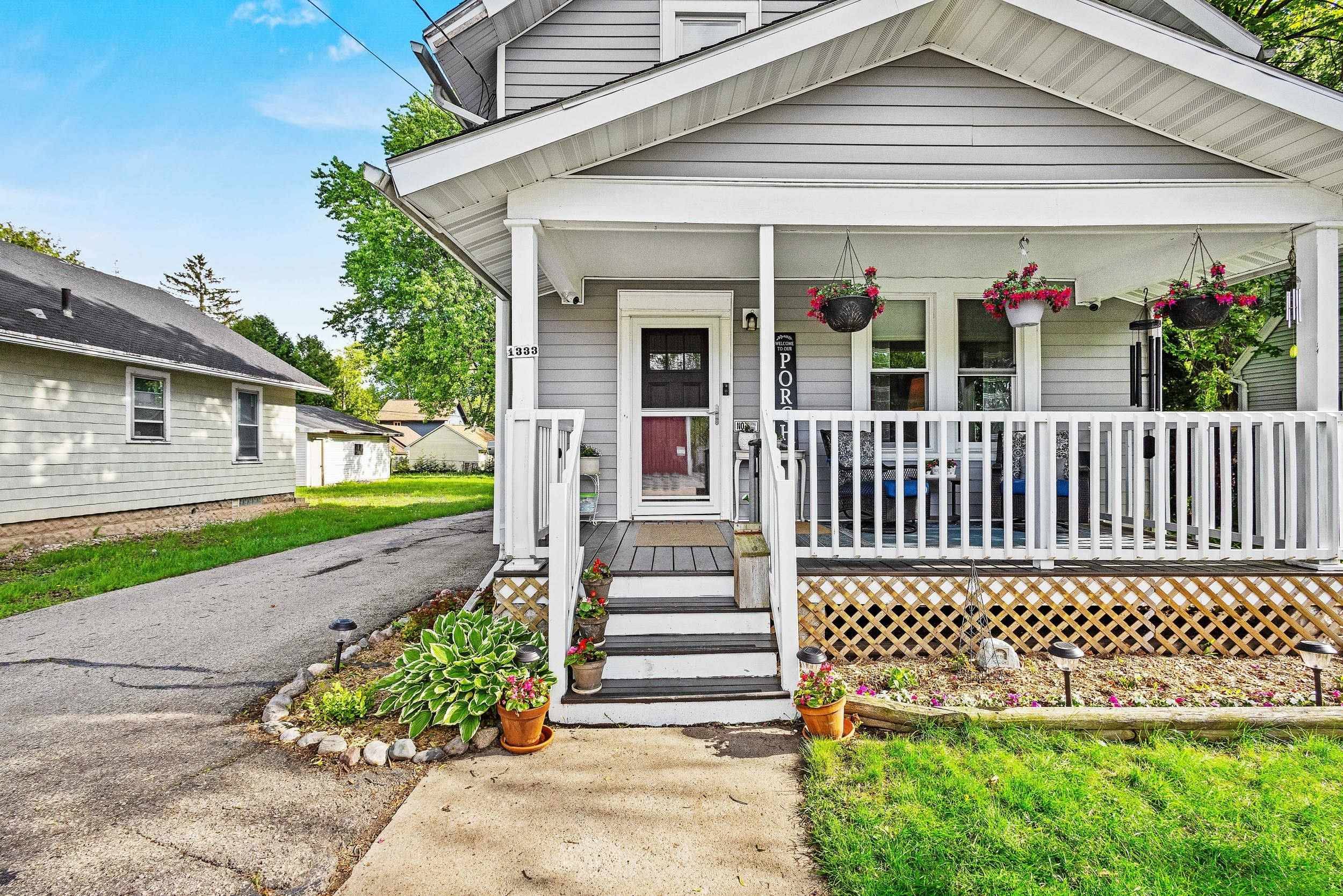 Appleton, WI 54914,1333 W Lawrence Street