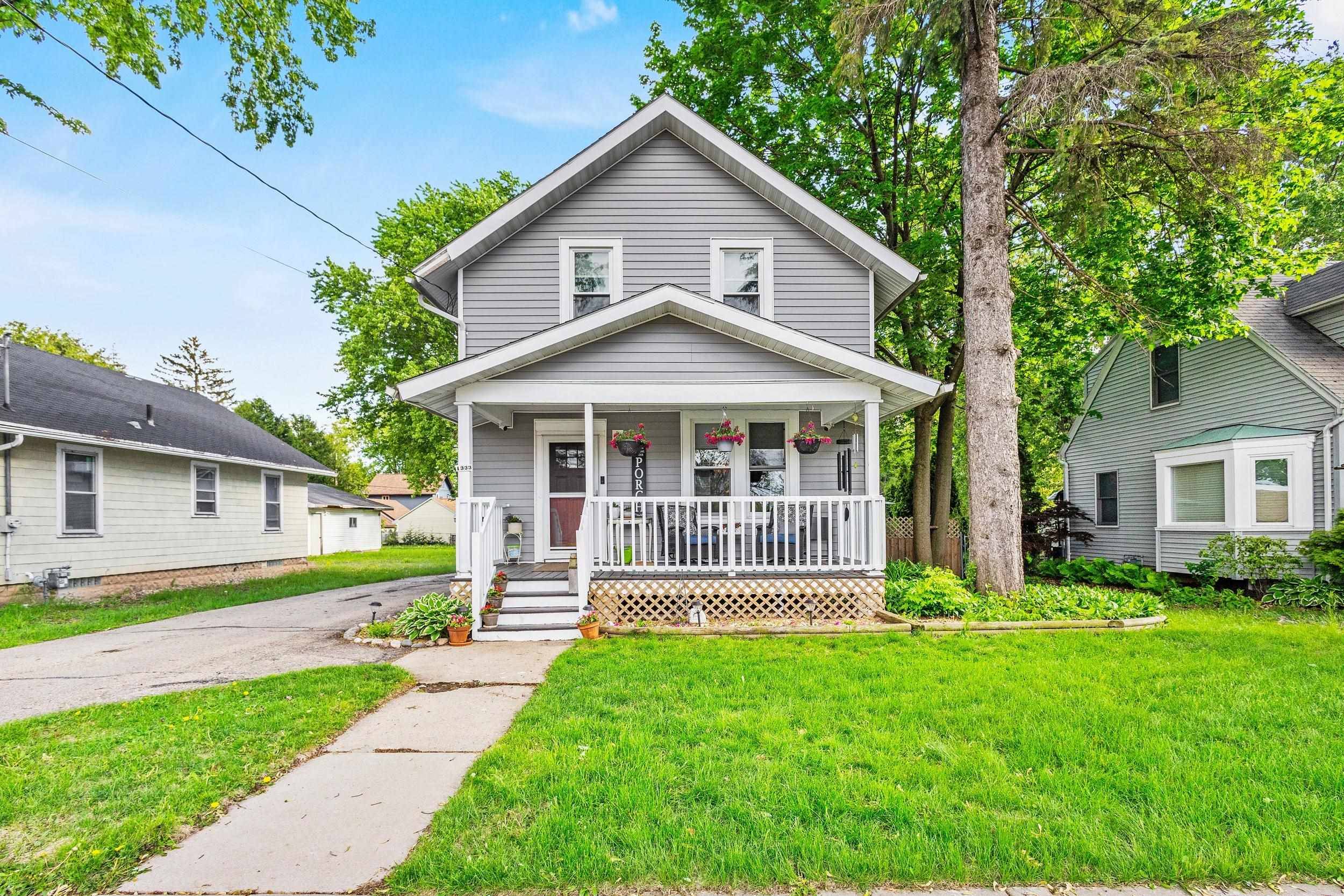 Appleton, WI 54914,1333 W Lawrence Street