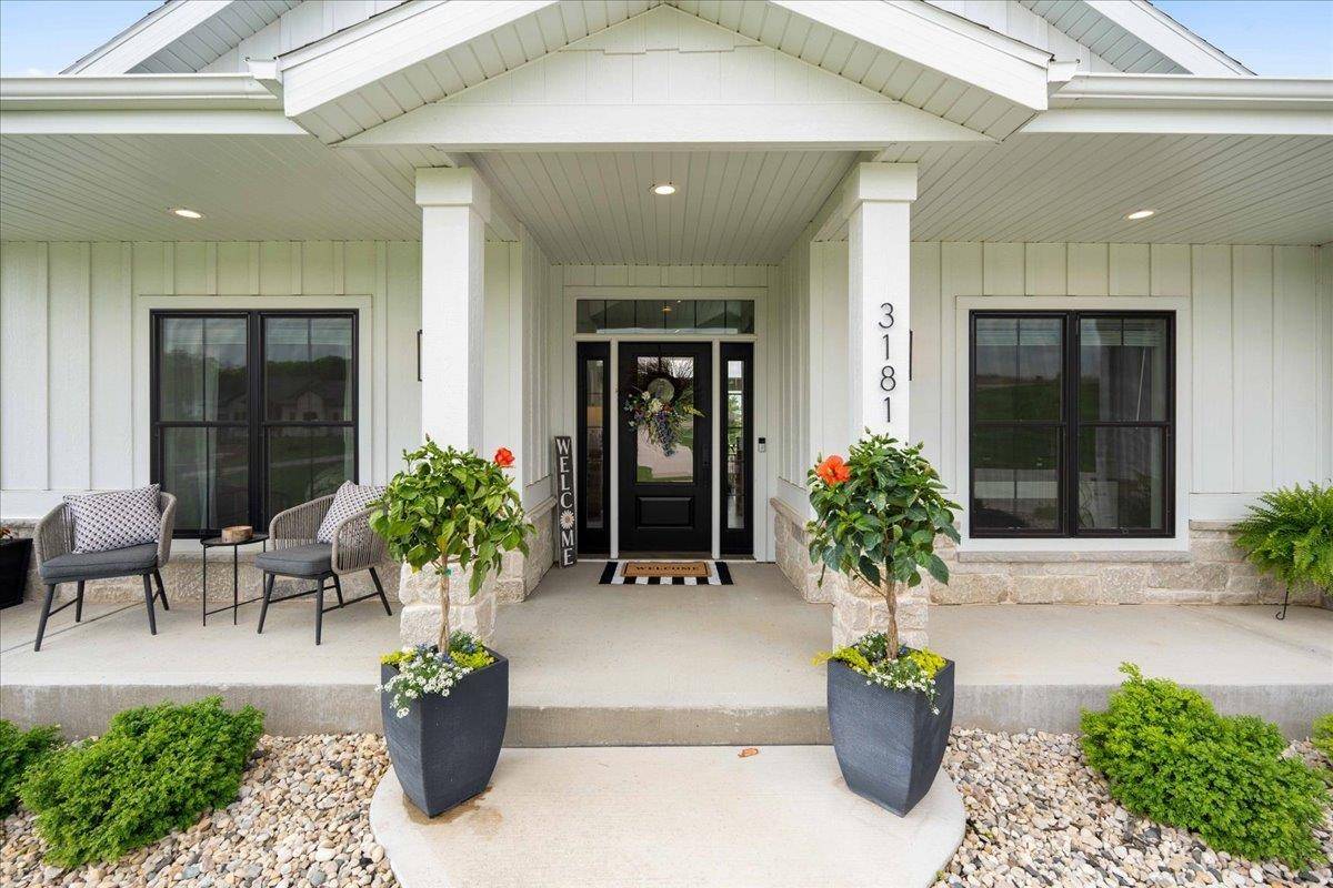 Verona, WI 53593,3181 Fox Hill Trail