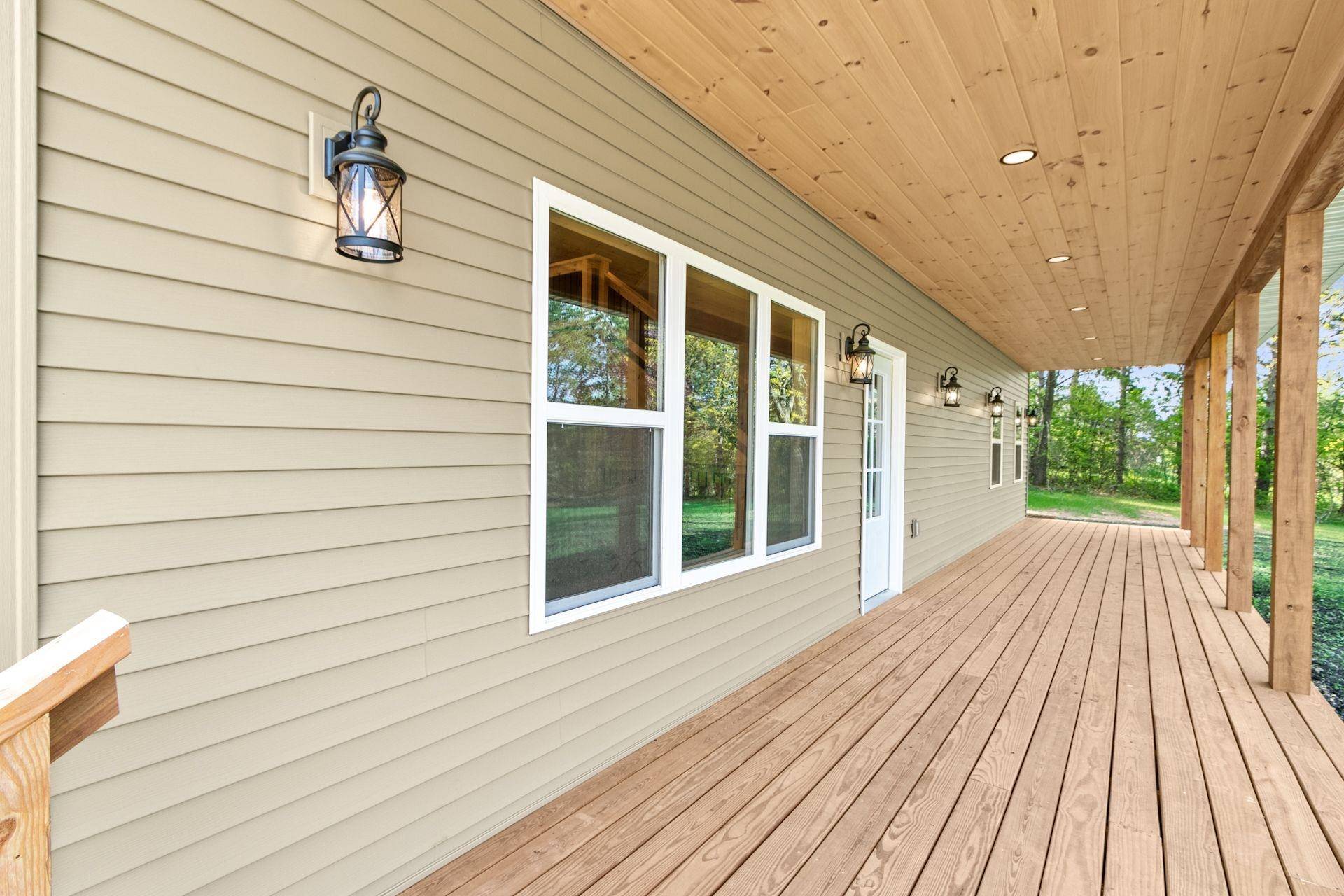 Oxford, WI 53952,2806 3rd Court
