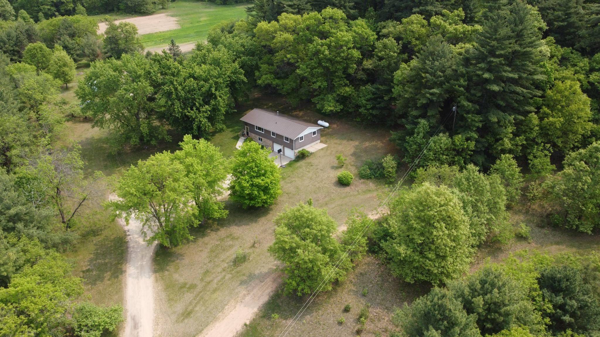 La Valle, WI 53941,E3692 Green Valley Drive