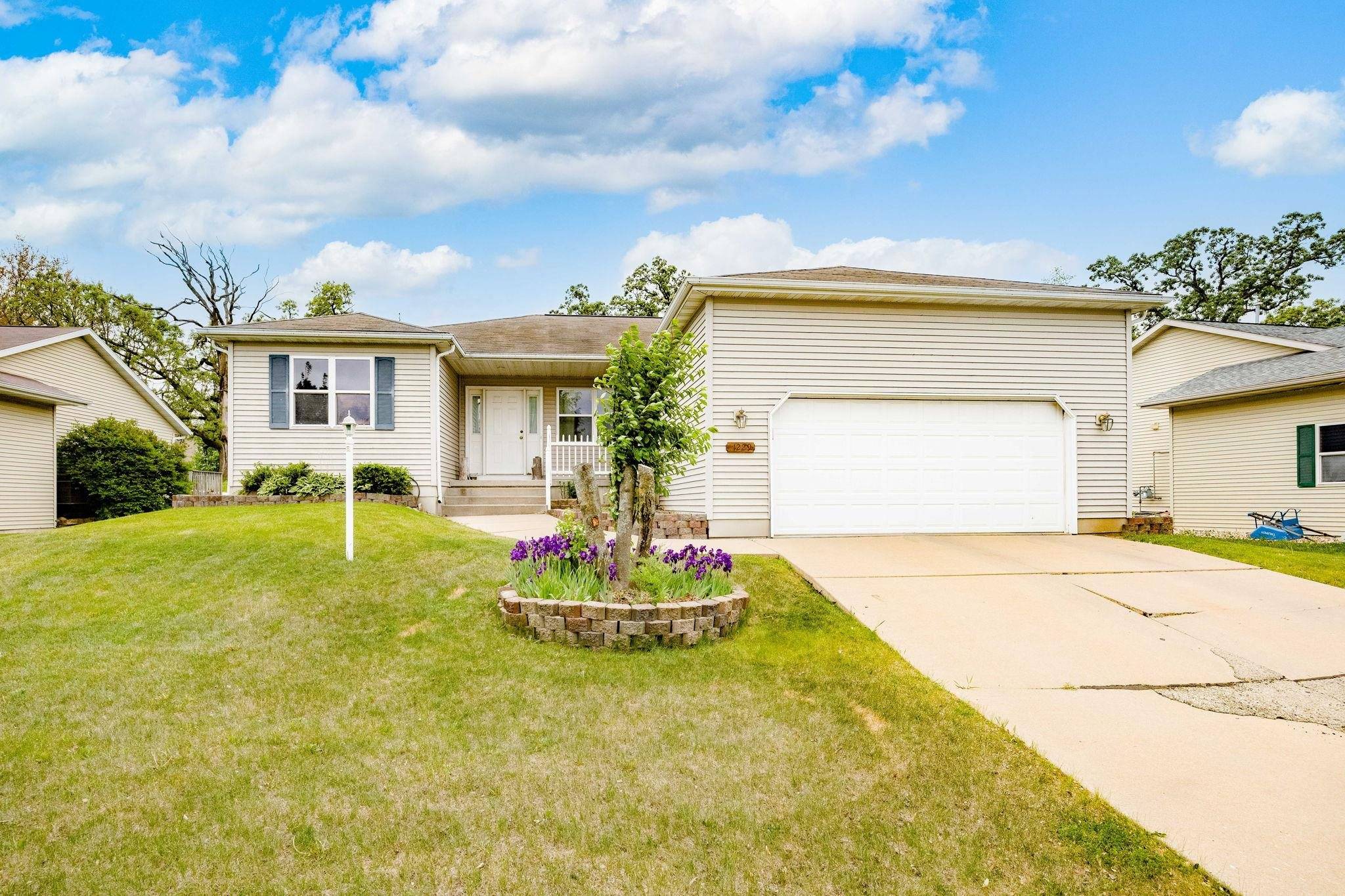 Whitewater, WI 53190,1229 W Blooming Field Drive