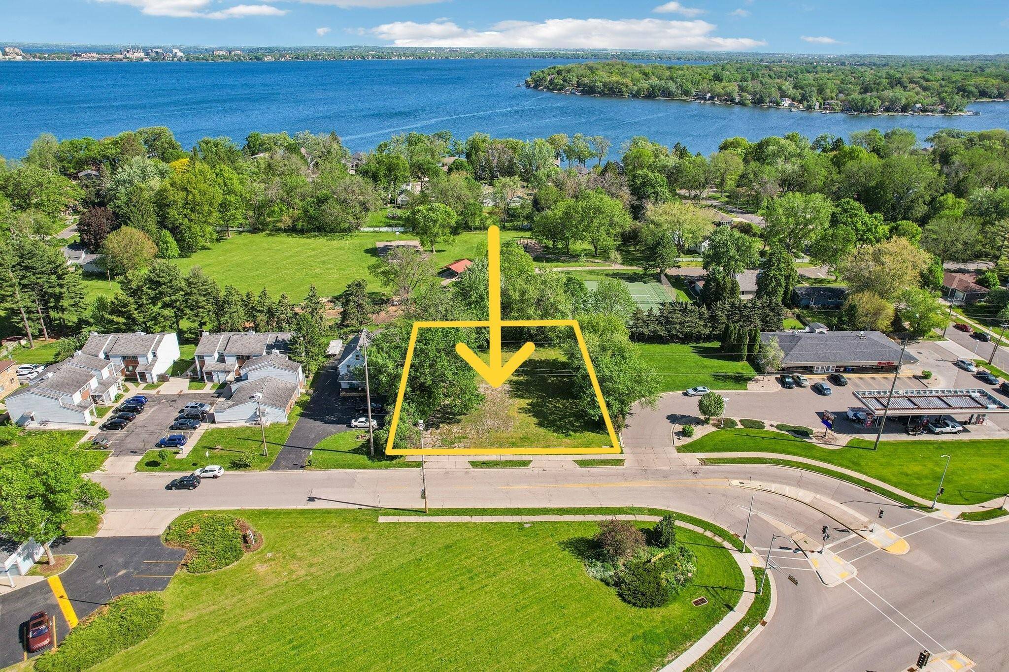 Madison, WI 53713,2430 Frazier Avenue