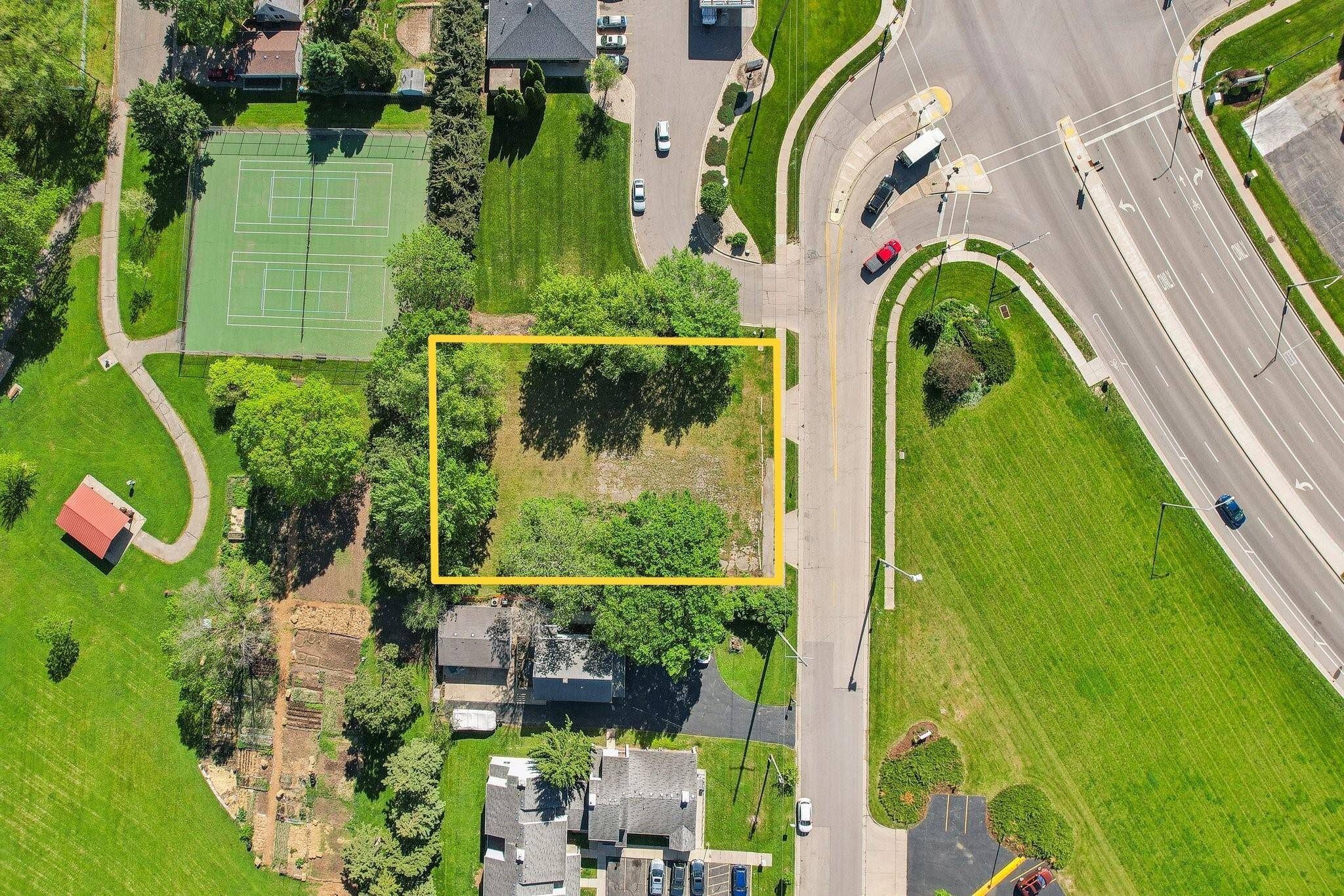 Madison, WI 53713,2430 Frazier Avenue