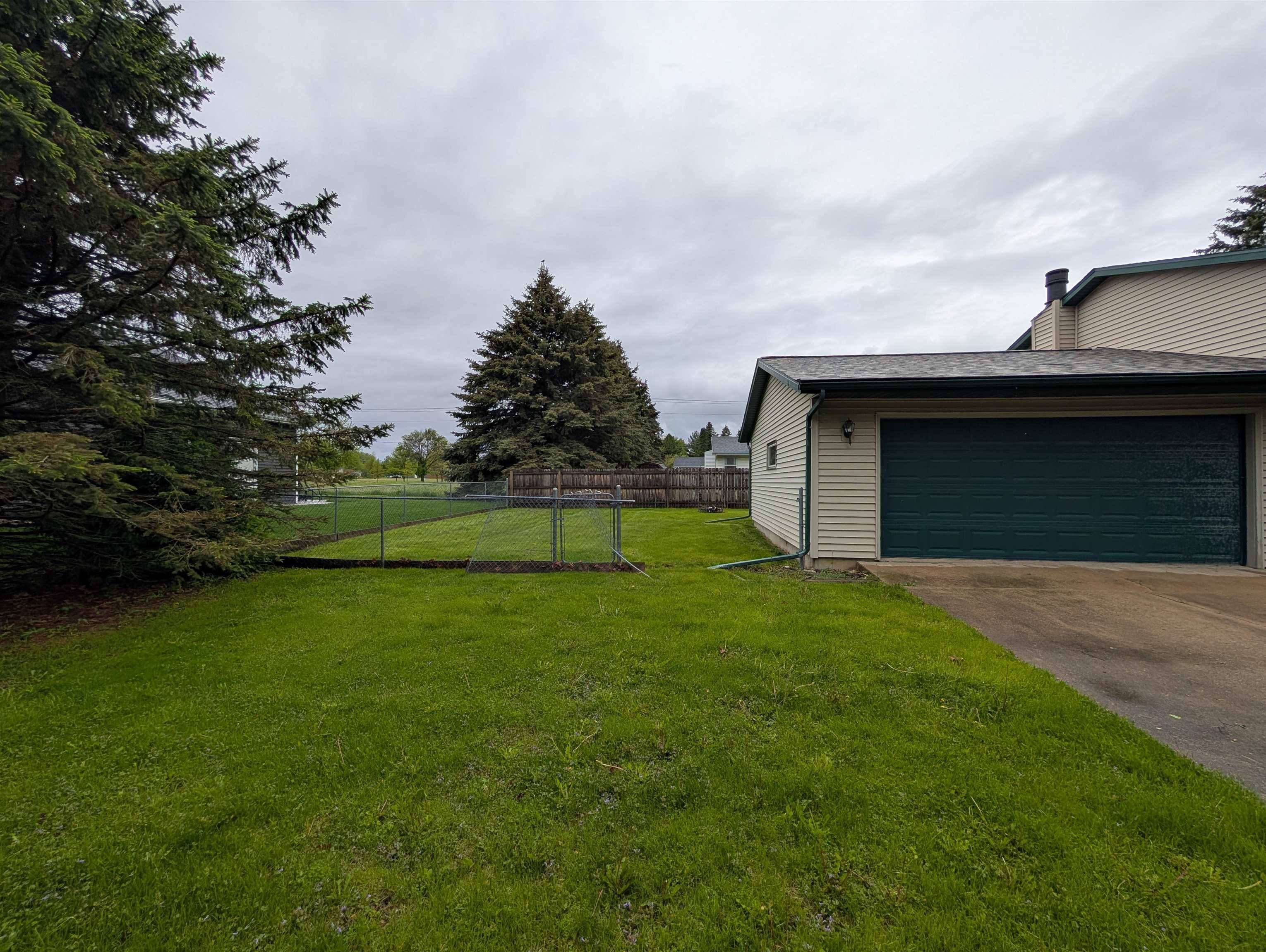 Ripon, WI 54971,535 Ardmore Avenue