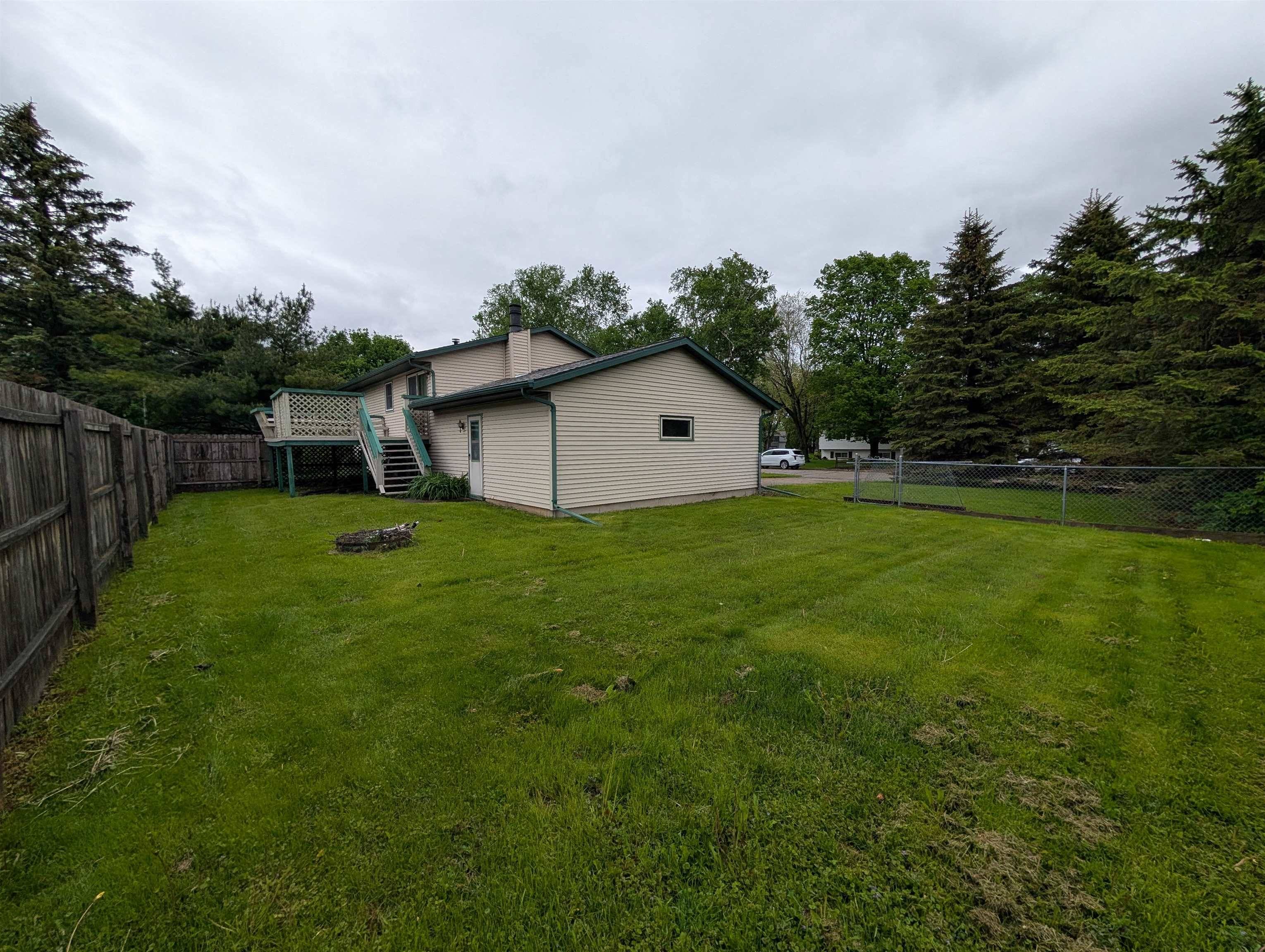 Ripon, WI 54971,535 Ardmore Avenue