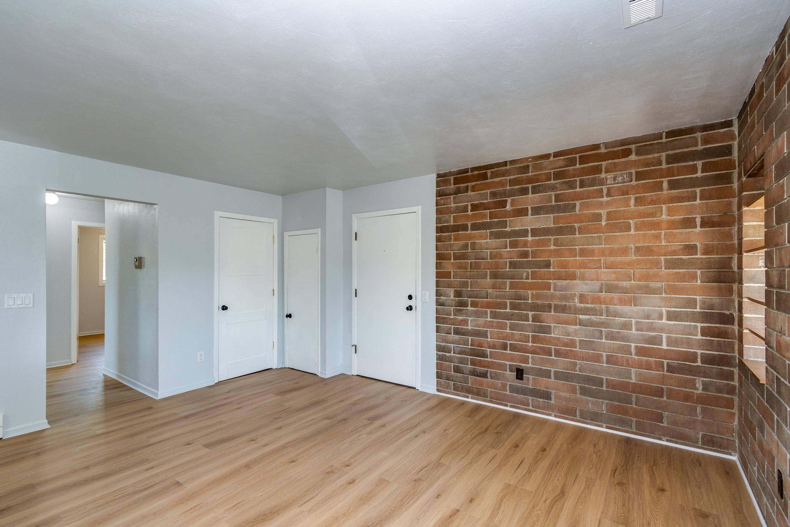 Madison, WI 53714-1662,236 N Fair Oaks Avenue #3