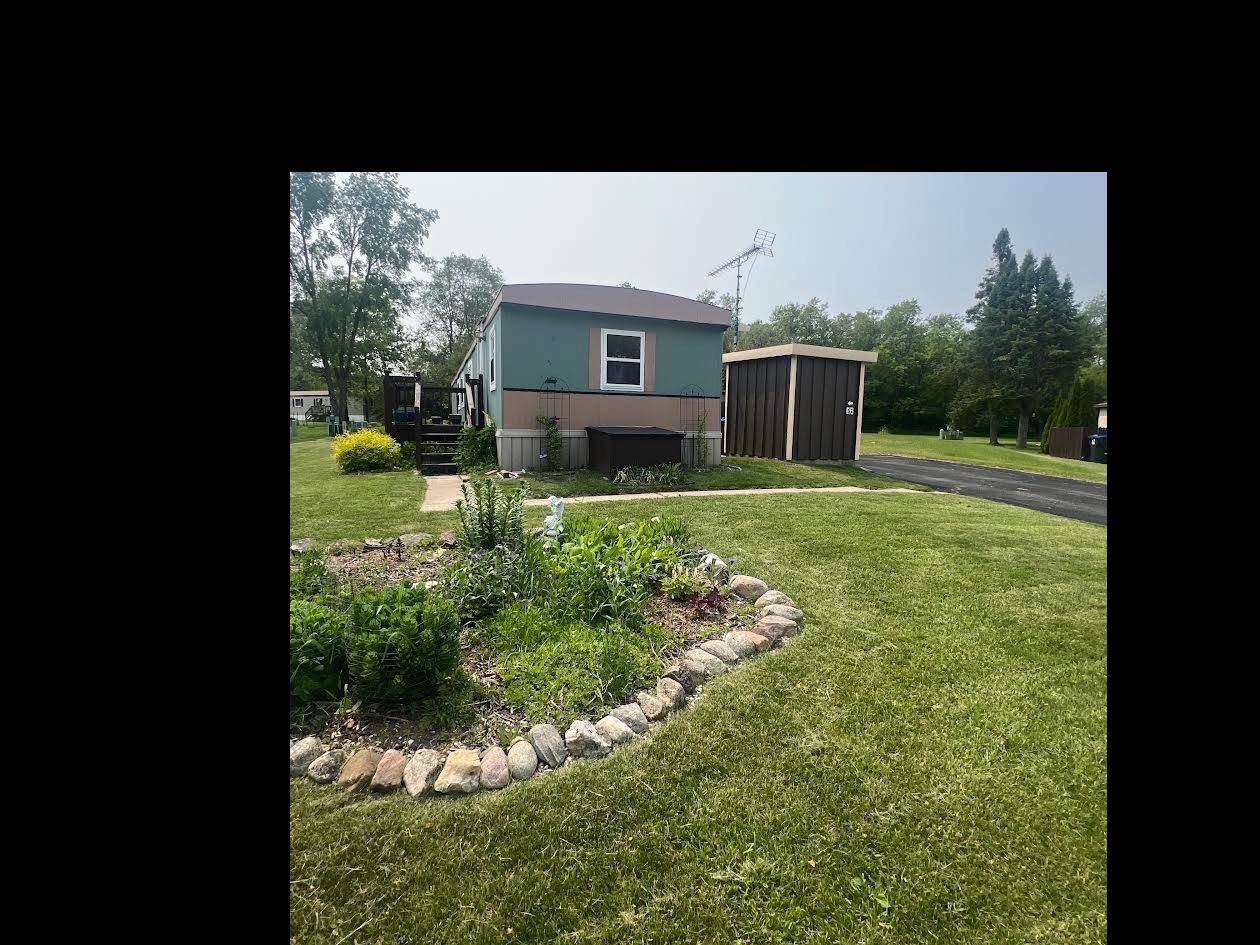 Dousman, WI 53118,N2639 County Road Z #E93