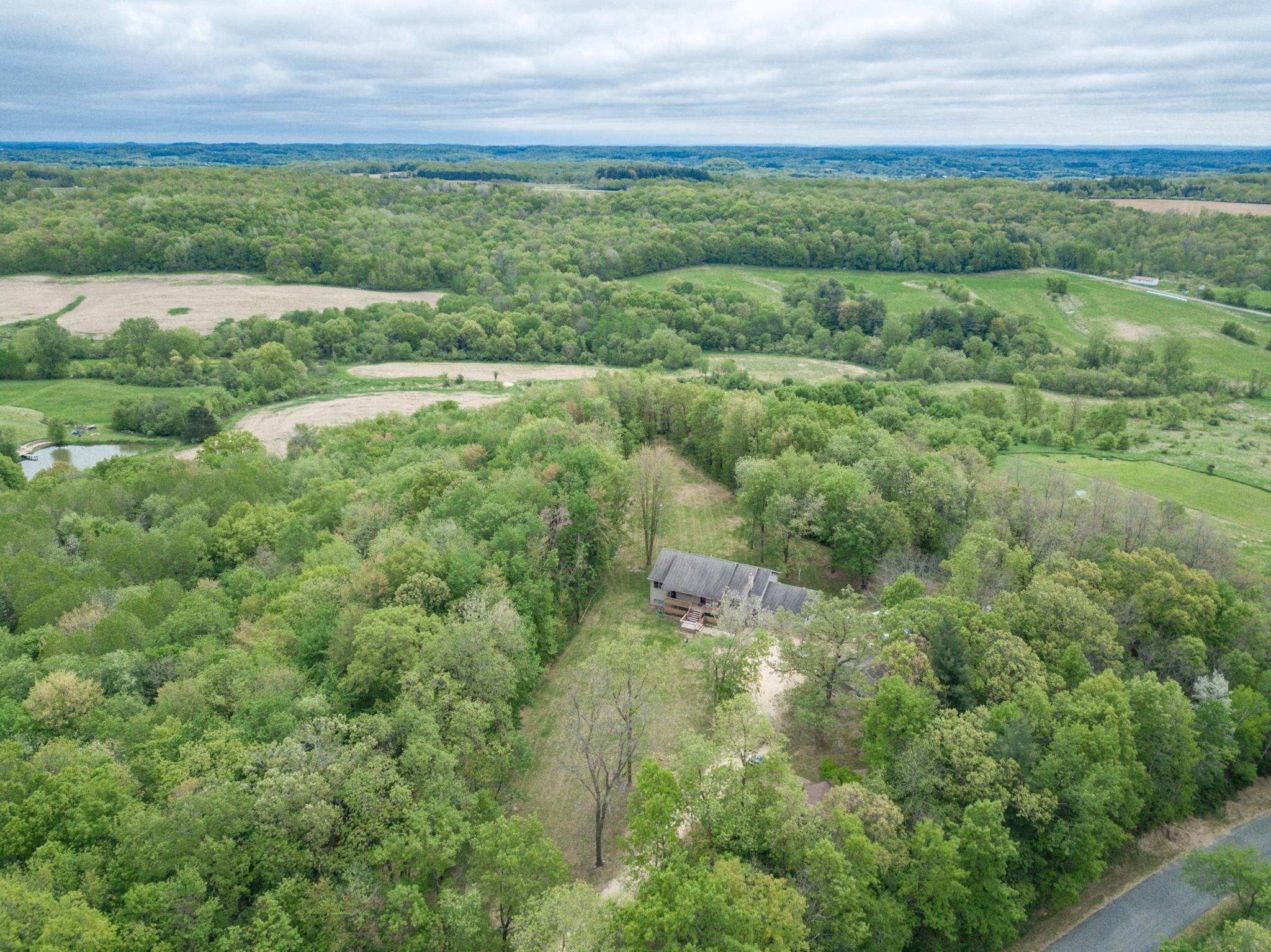 Wonewoc, WI 53968,N1490 Fox Road