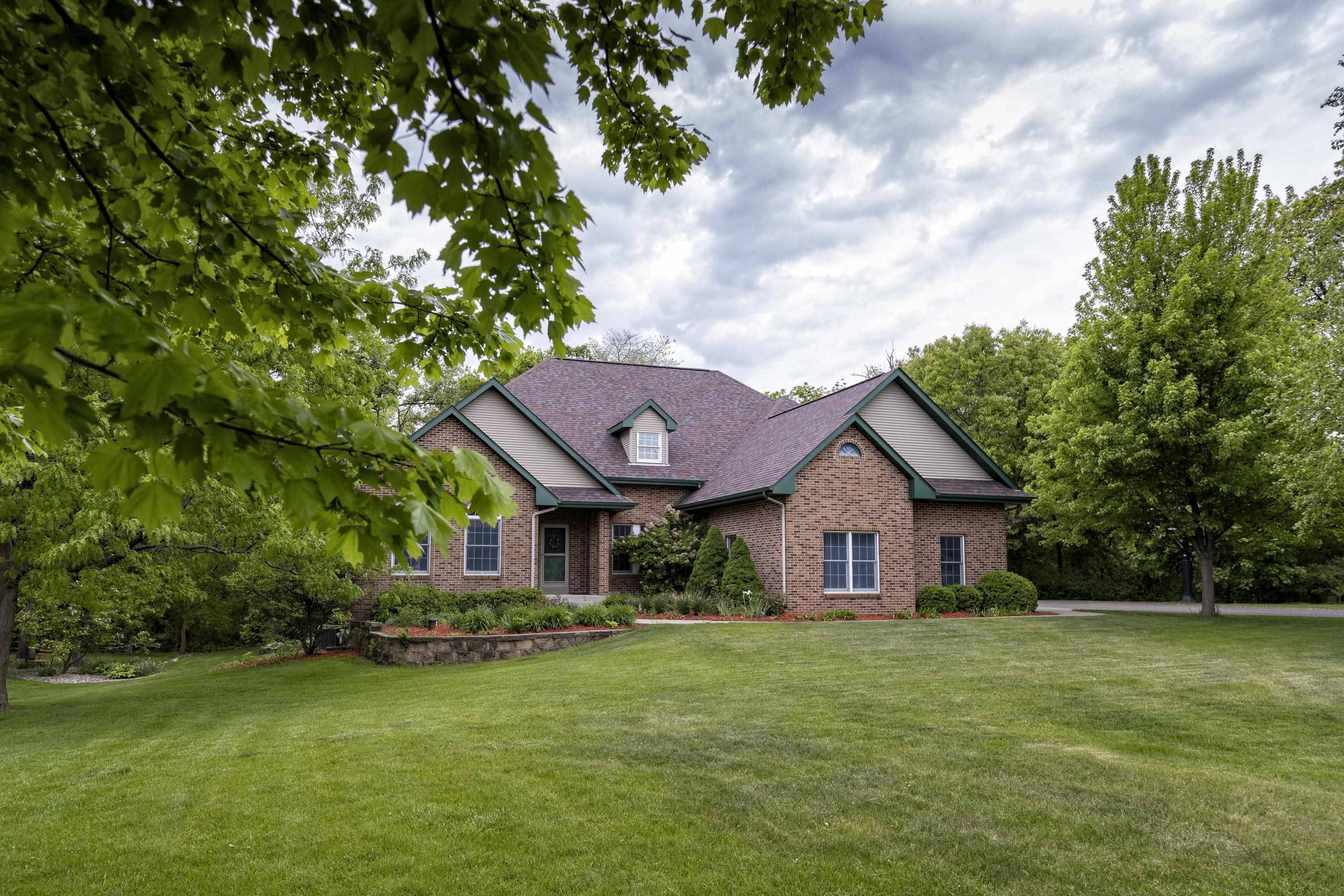 Milton, WI 53563,8403 N Ridge Trail