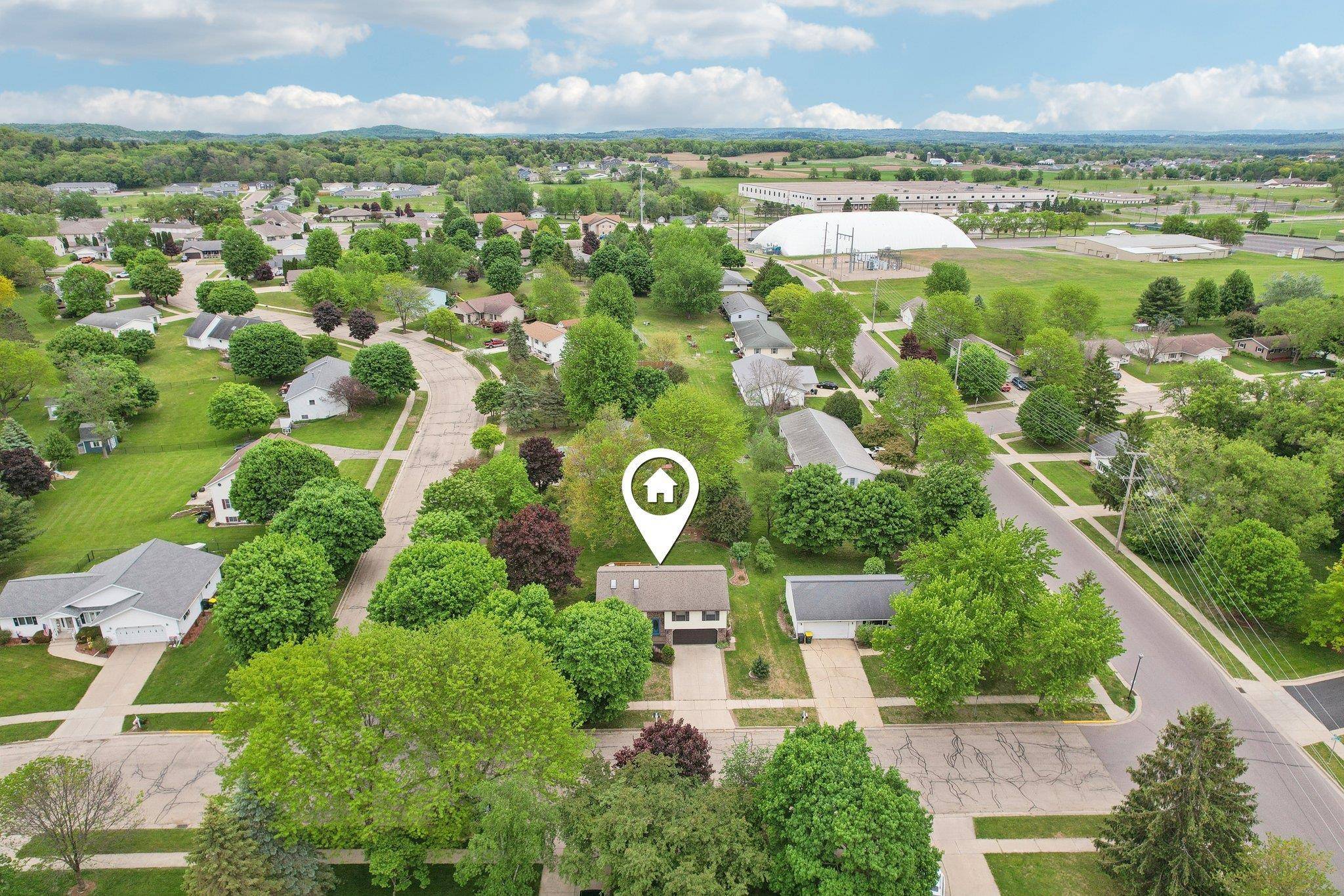 Reedsburg, WI 53959,1902 Winfield Drive