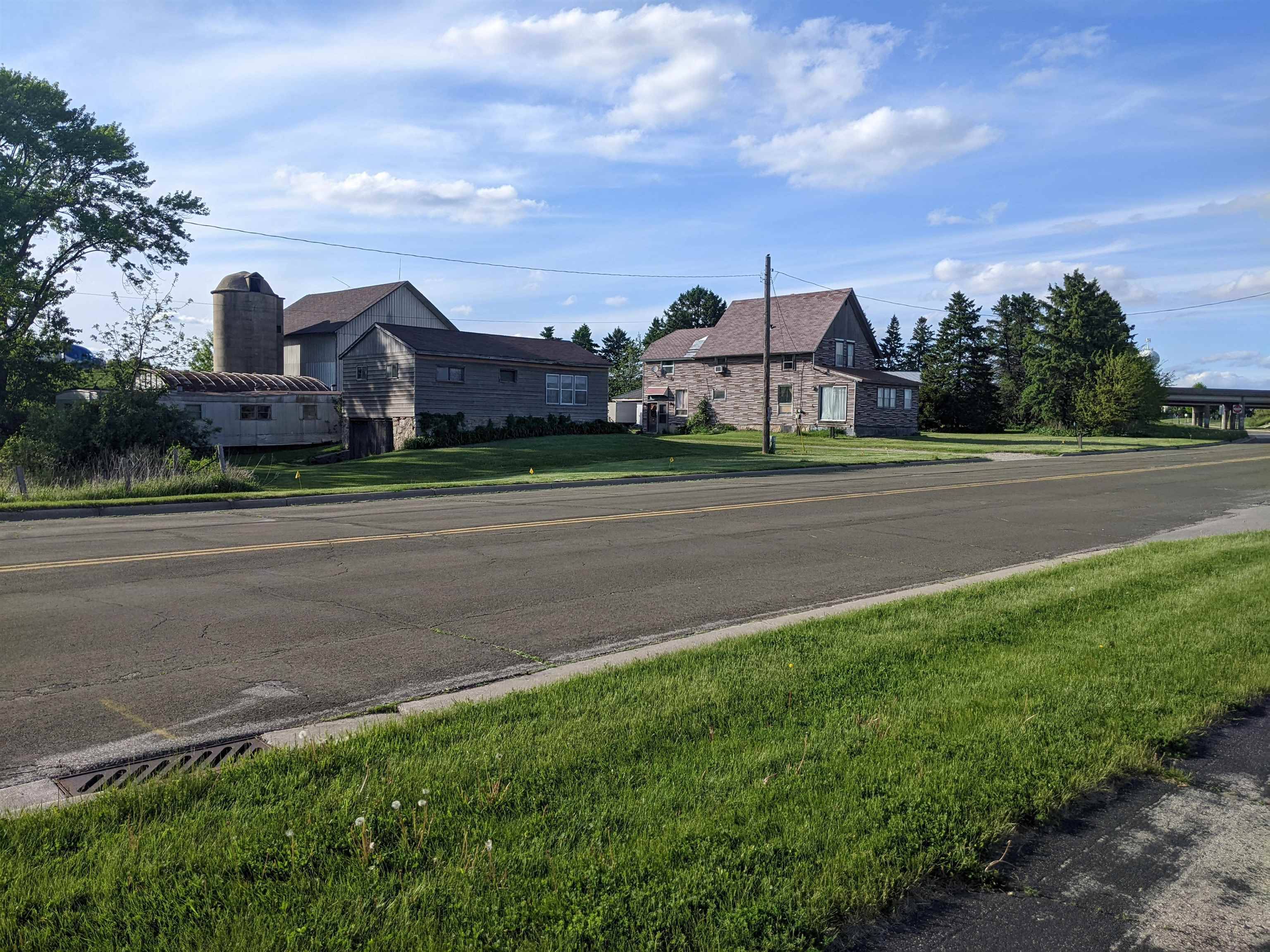 Sun Prairie, WI 53590,2000 Columbus Street