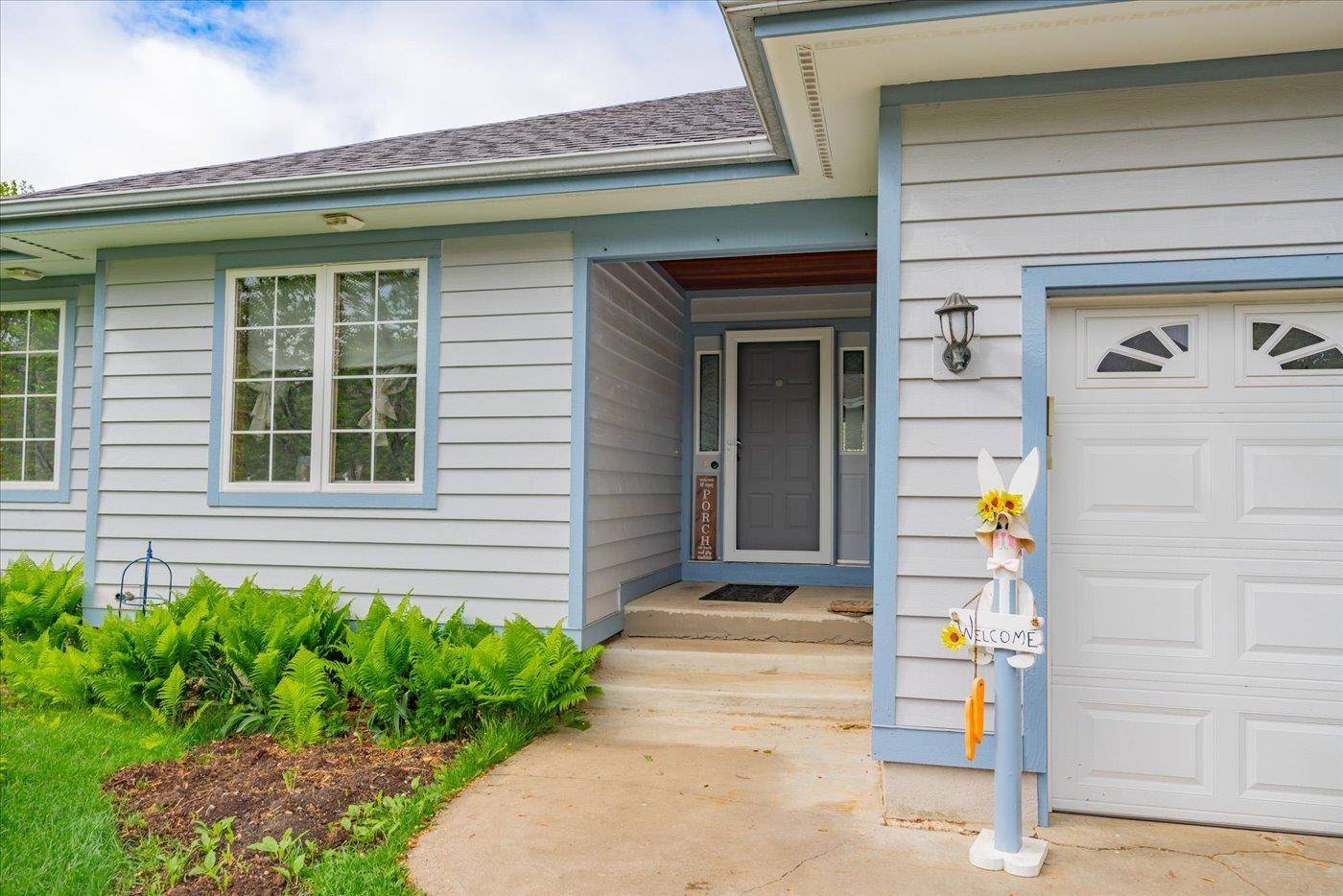 Merrimac, WI 53561,S7635 High Point Drive