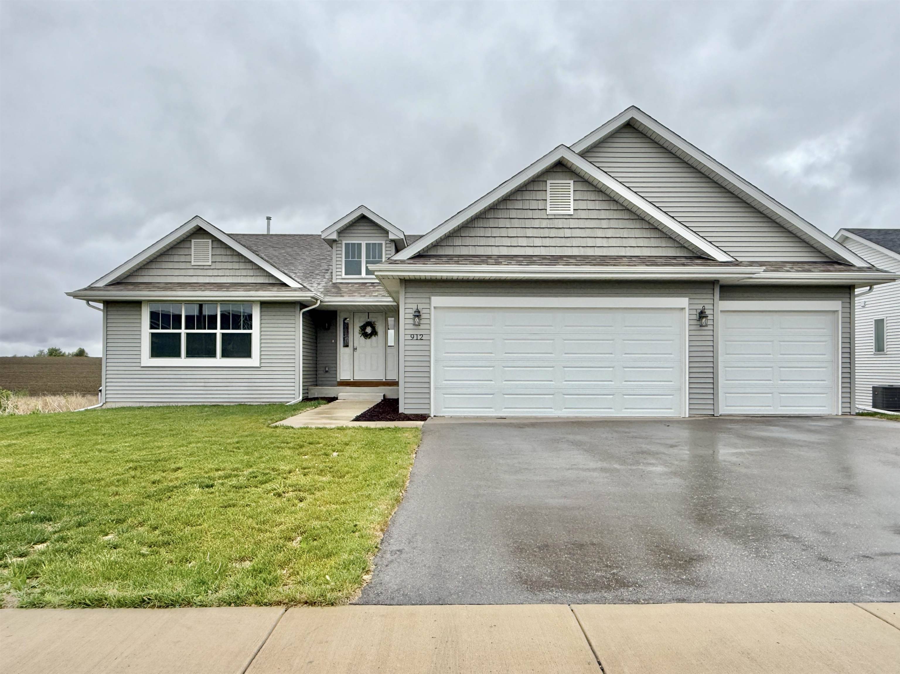 Clinton, WI 53525-9131,912 Shu-Lar Lane