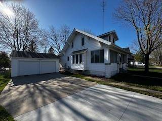 Reedsburg, WI 53913,719 N Walnut Street
