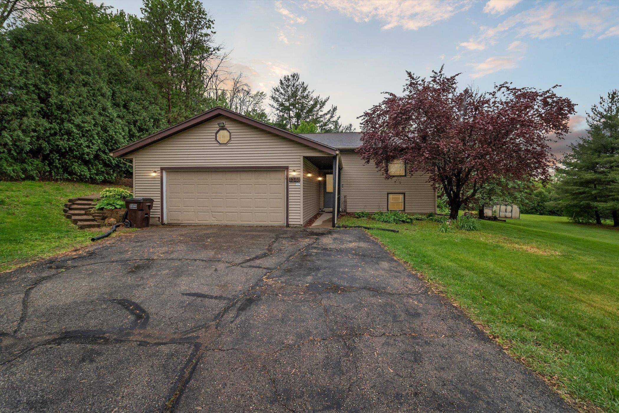Janesville, WI 53546,4348 E Tomahawk Lane