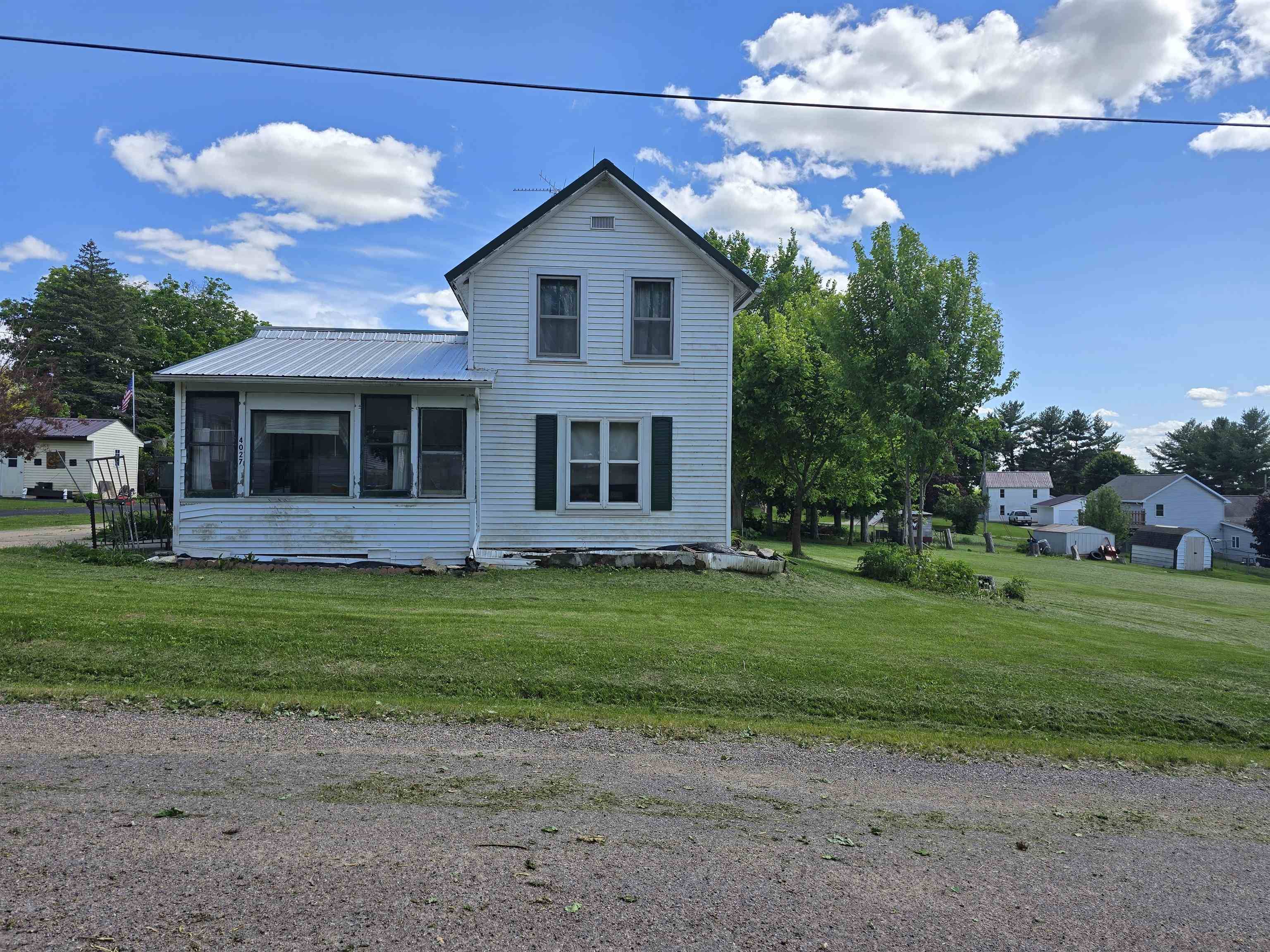 Stitzer, WI 53825,4027 Creamery Street