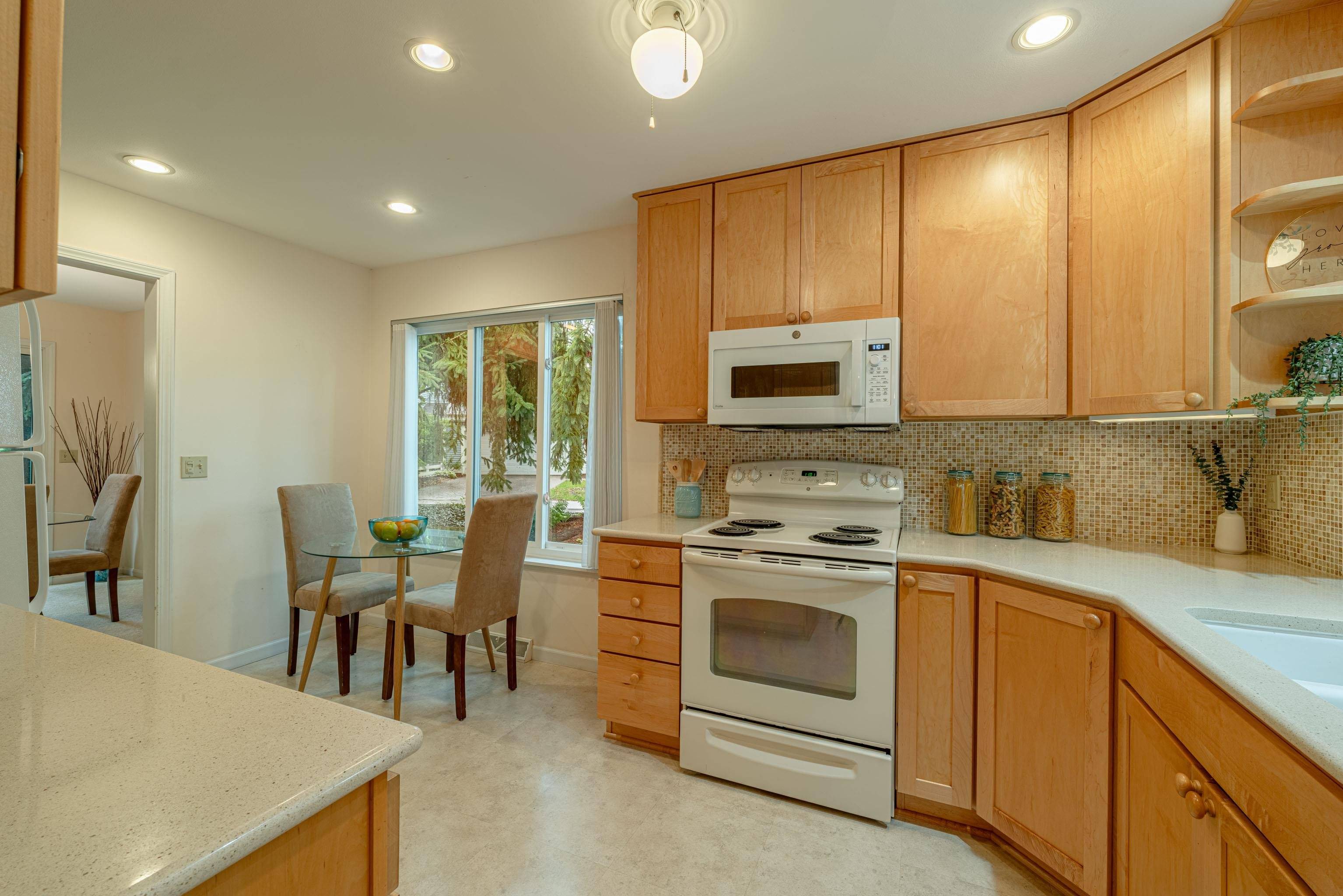 Madison, WI 53717,1 Winterberry Trail