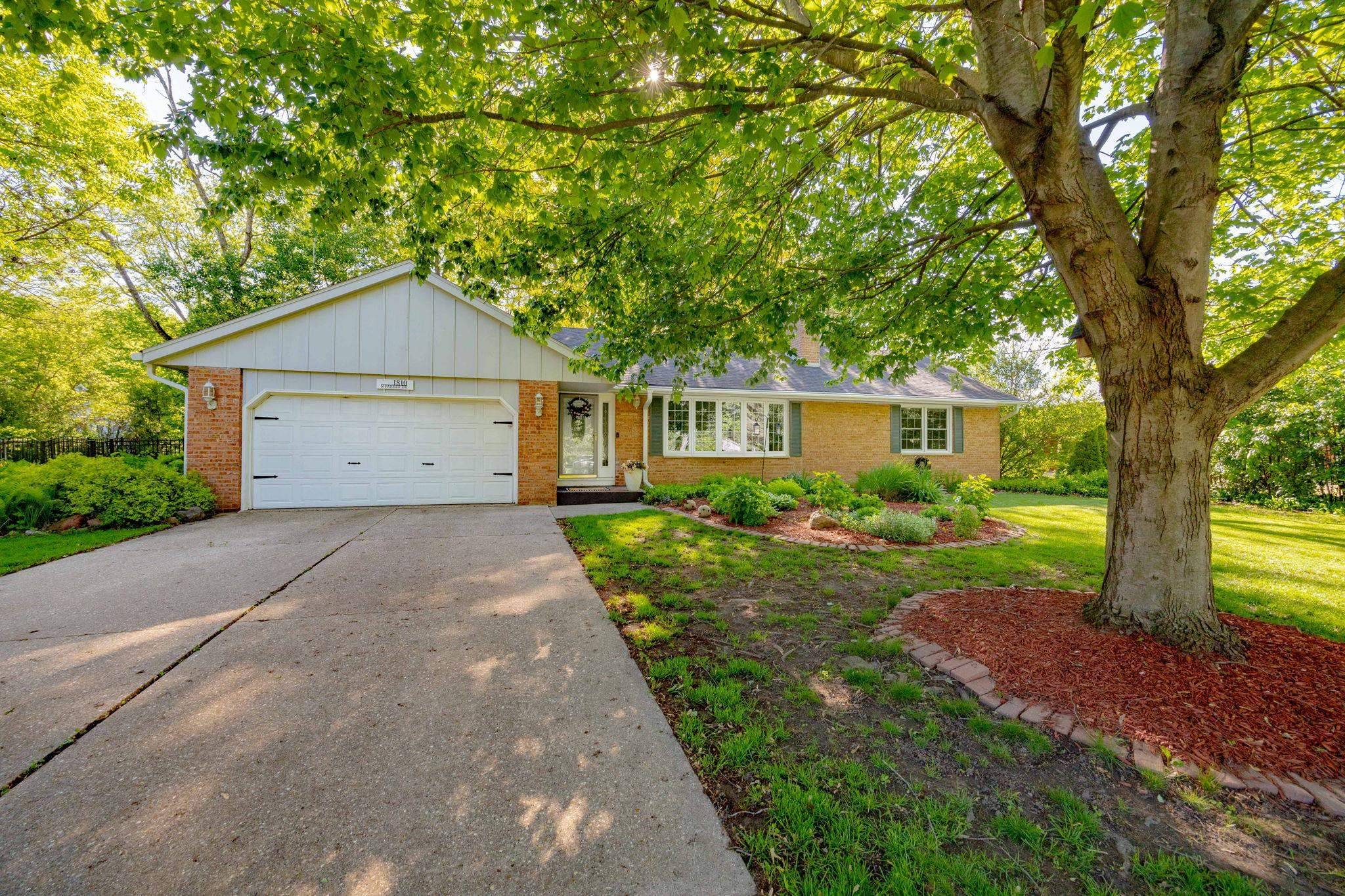 Janesville, WI 53545,1810 N Parker Drive