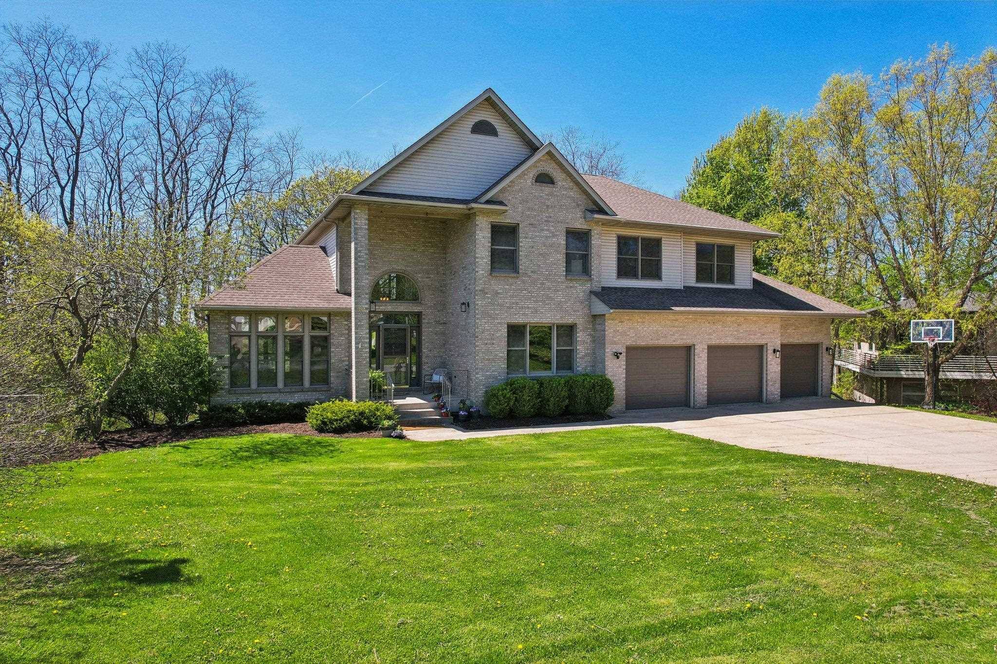 Madison, WI 53719,10 Prairie Hill Court